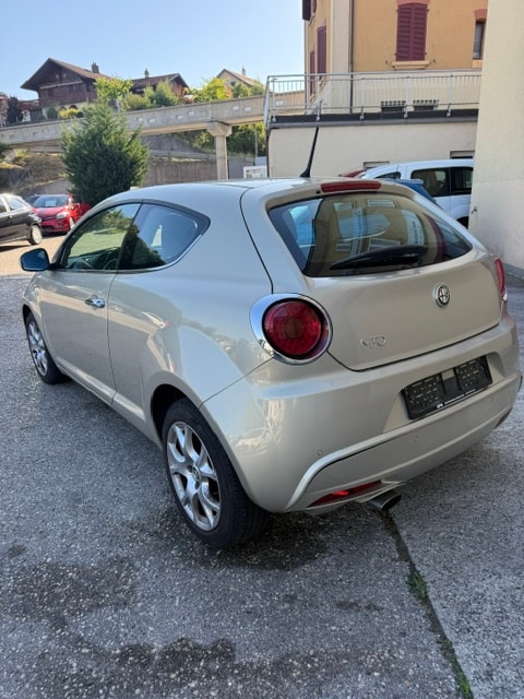 ALFA ROMEO MiTo 1.4 Distinctive-showroom-element-3