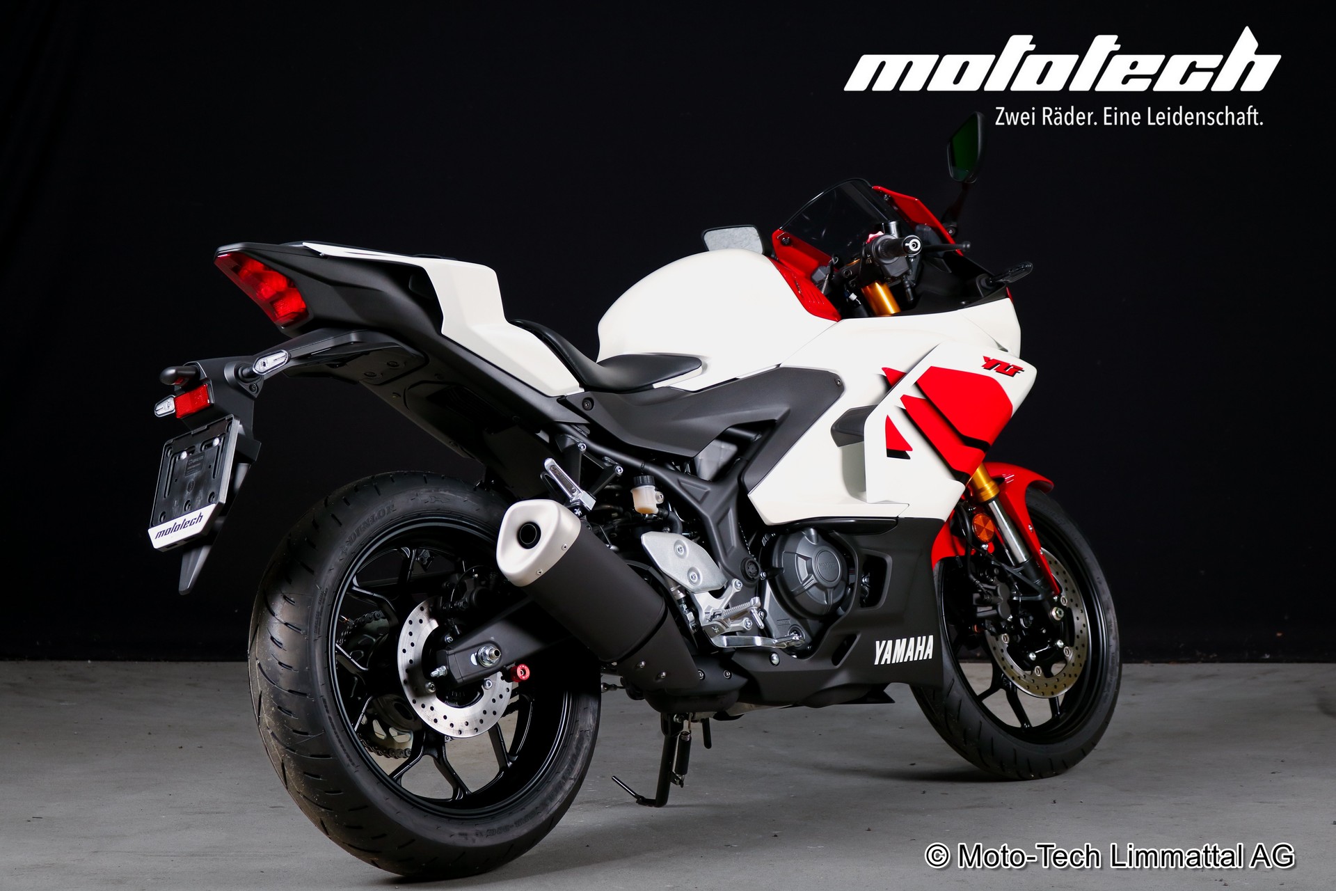 YAMAHA YZF-R3 70th Anniversary-image-2