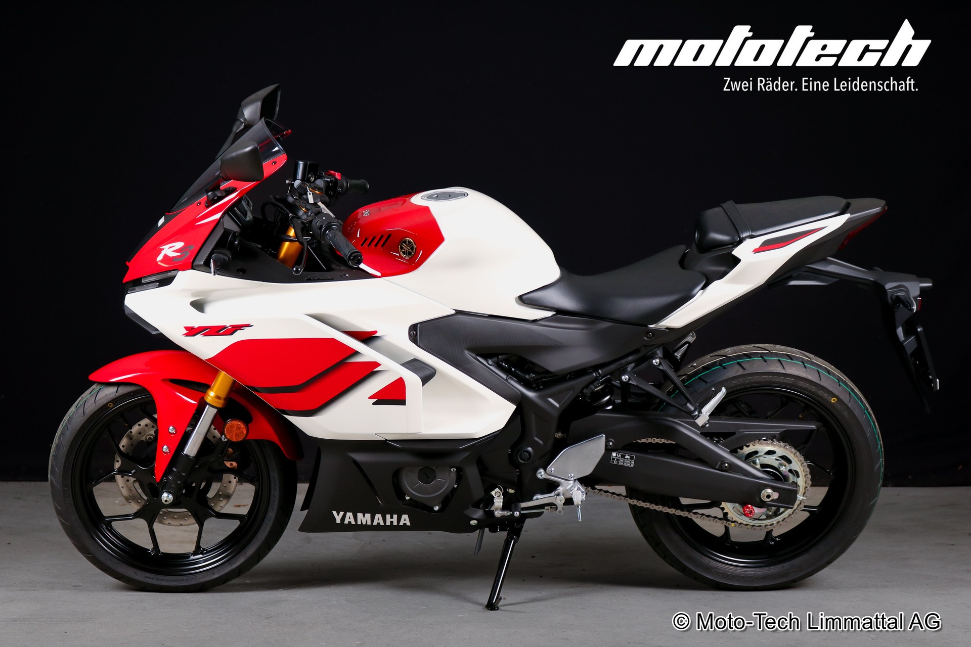 YAMAHA YZF-R3 70th Anniversary-image-4