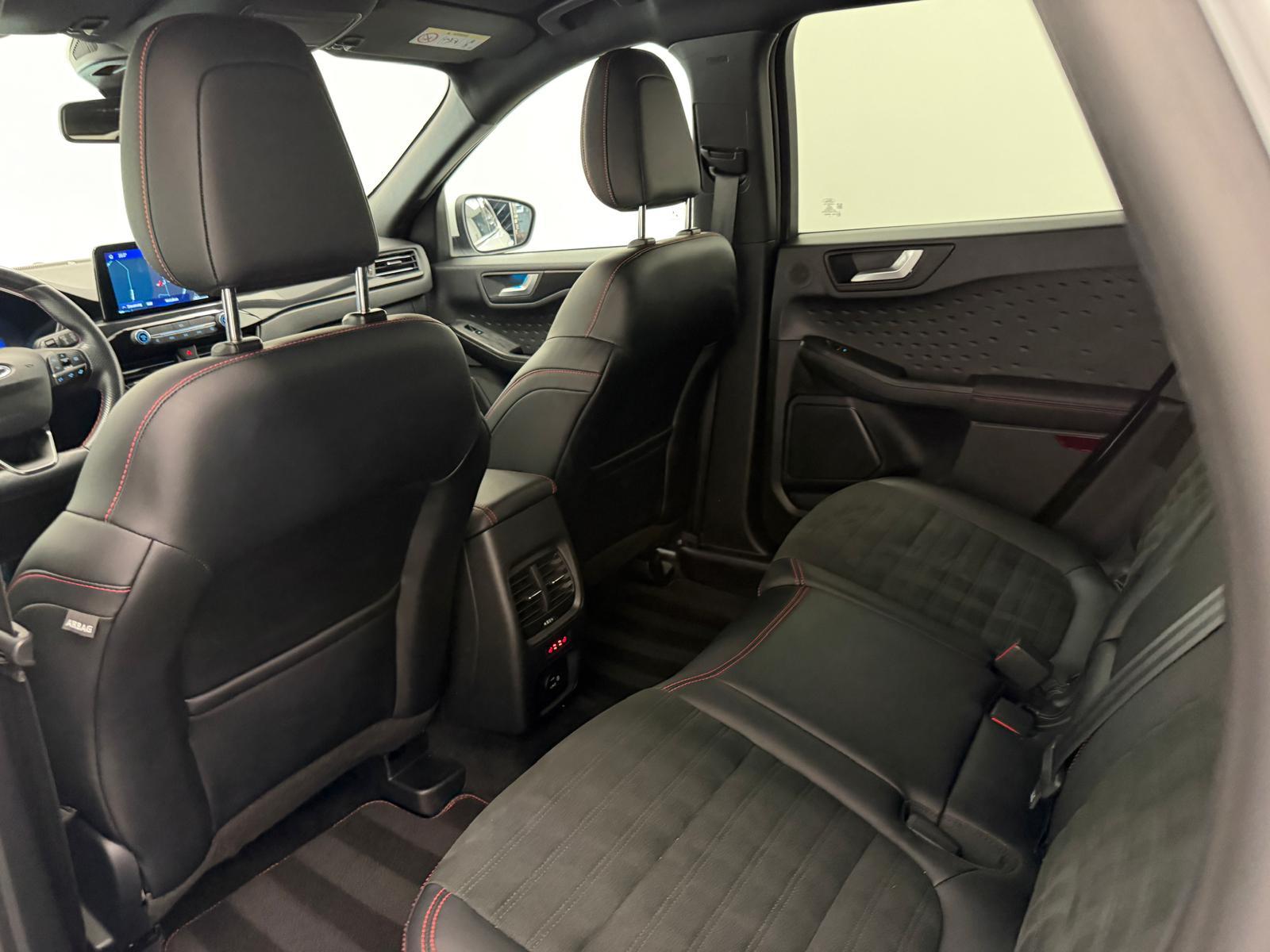 FORD Kuga 2.5 Plug-in Hybrid ST-Line X-image-12