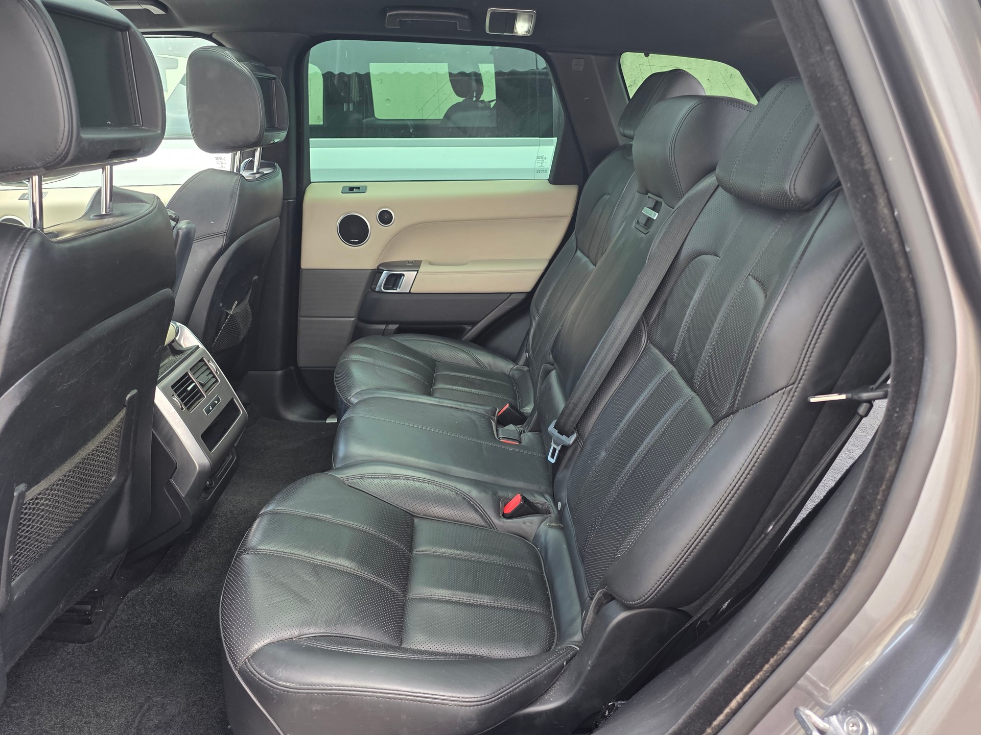 LAND ROVER Range Rover Sport 3.0 SDV6 HSE Automatic-image-12