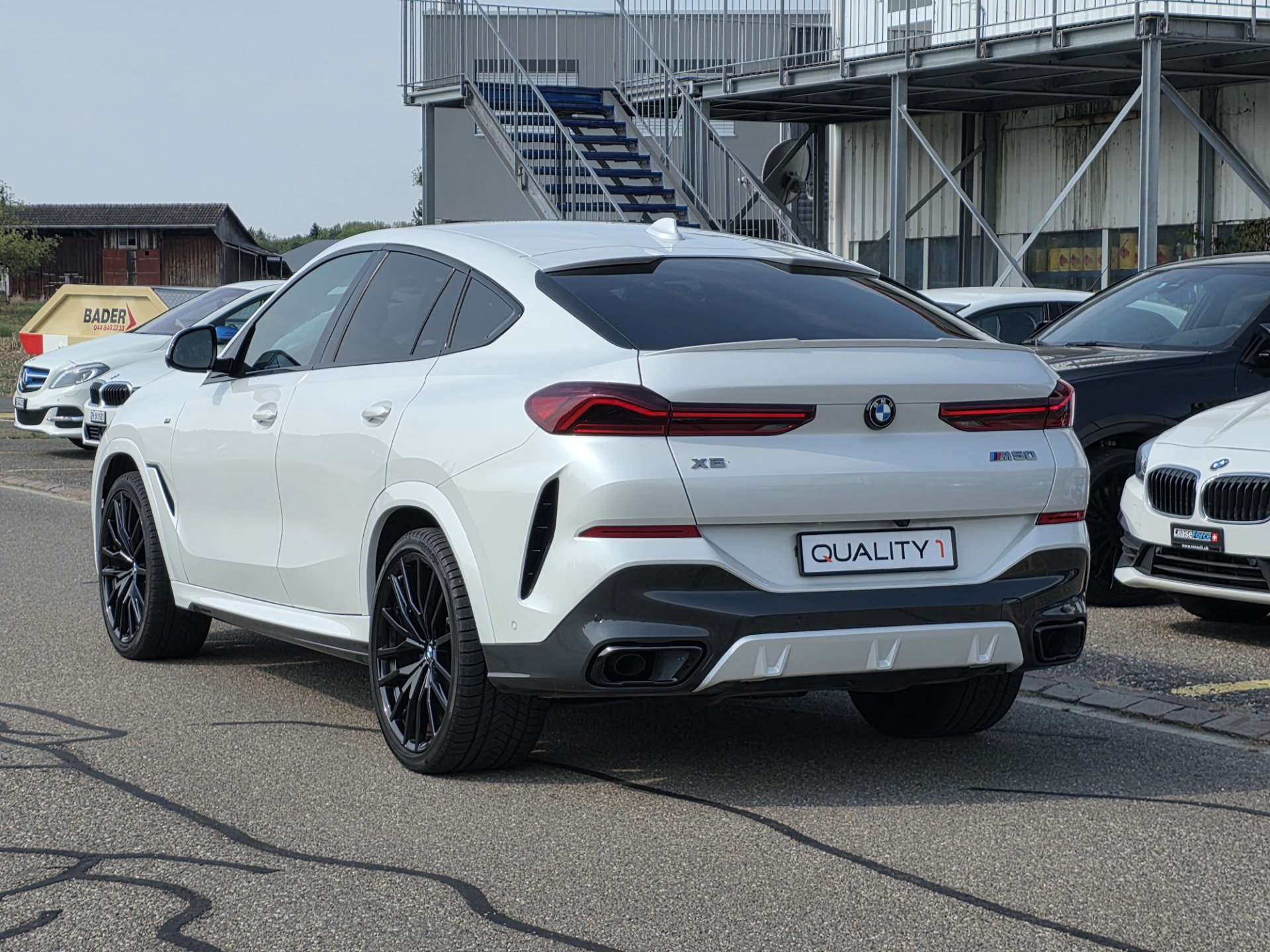 BMW X6 M50d-image-5