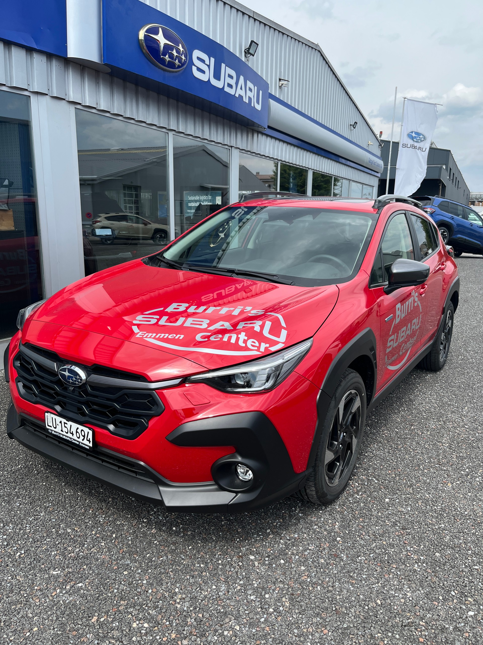 SUBARU Crosstrek 2.0i e-Boxer Luxury-showroom-element-3