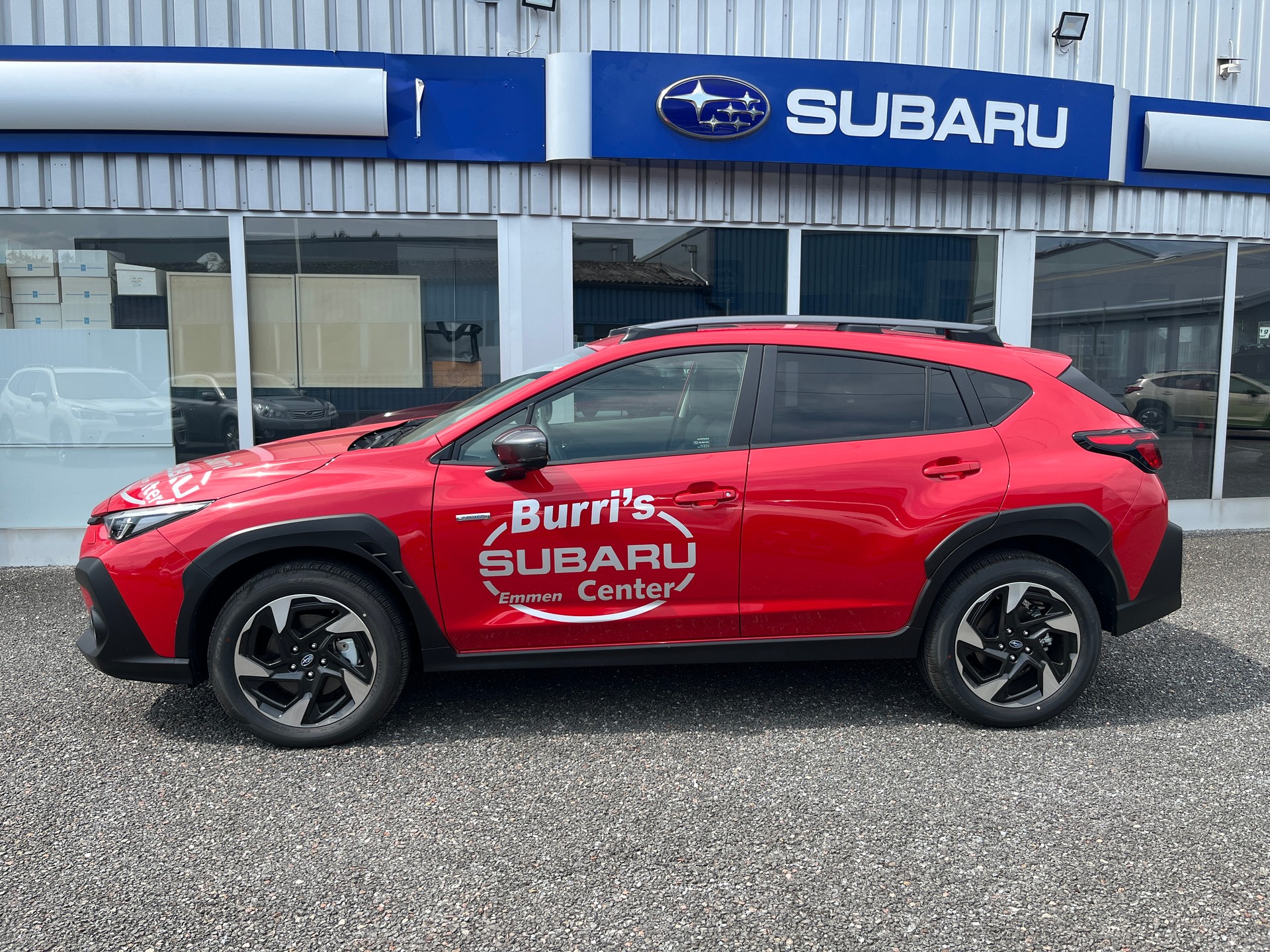 SUBARU Crosstrek 2.0i e-Boxer Luxury-showroom-element-1