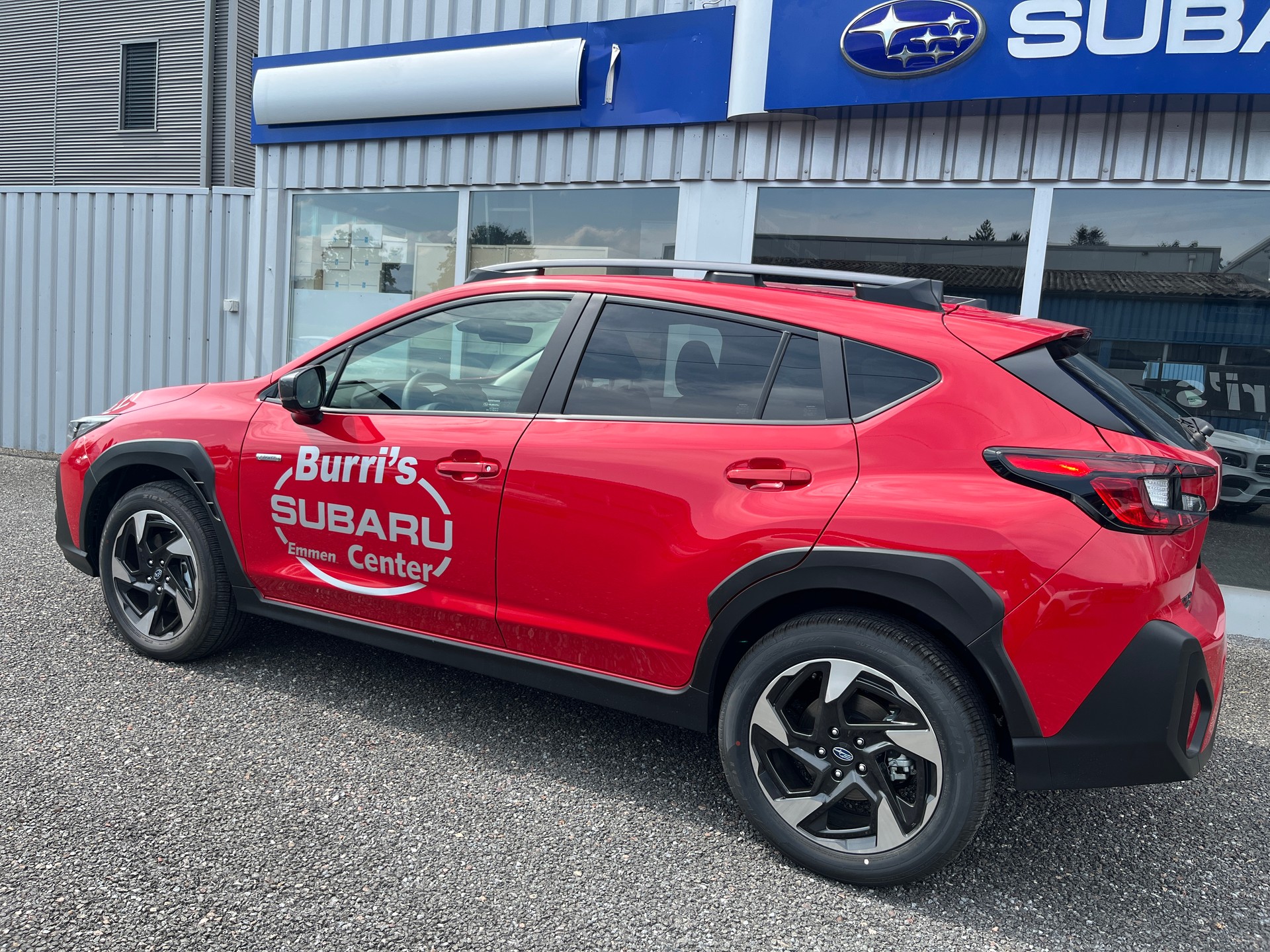 SUBARU Crosstrek 2.0i e-Boxer Luxury-showroom-element-2