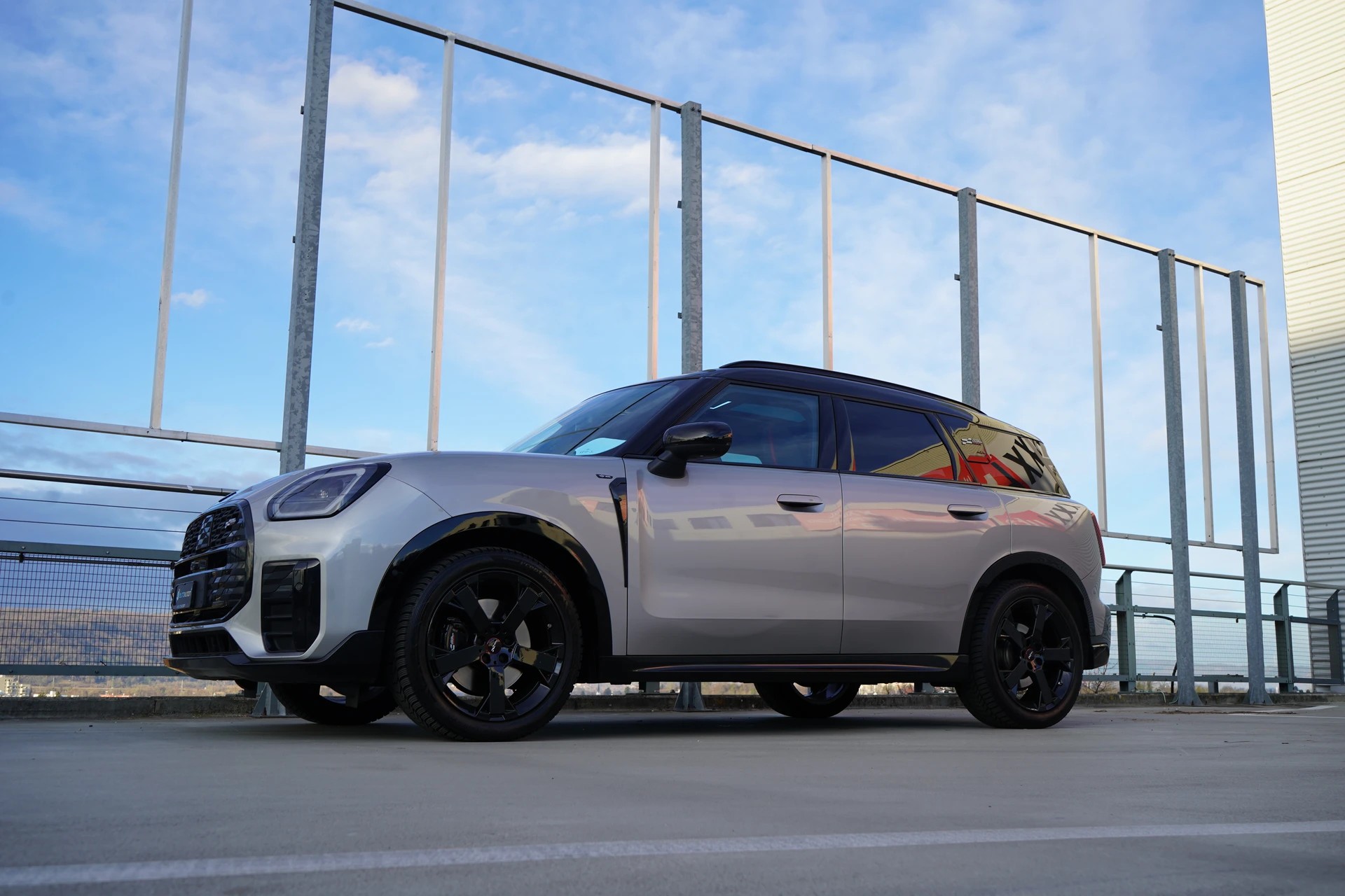 MINI COUNTRYMAN S ALL4 STEPTRONIC JCW BLACK l 217 PS-image-13