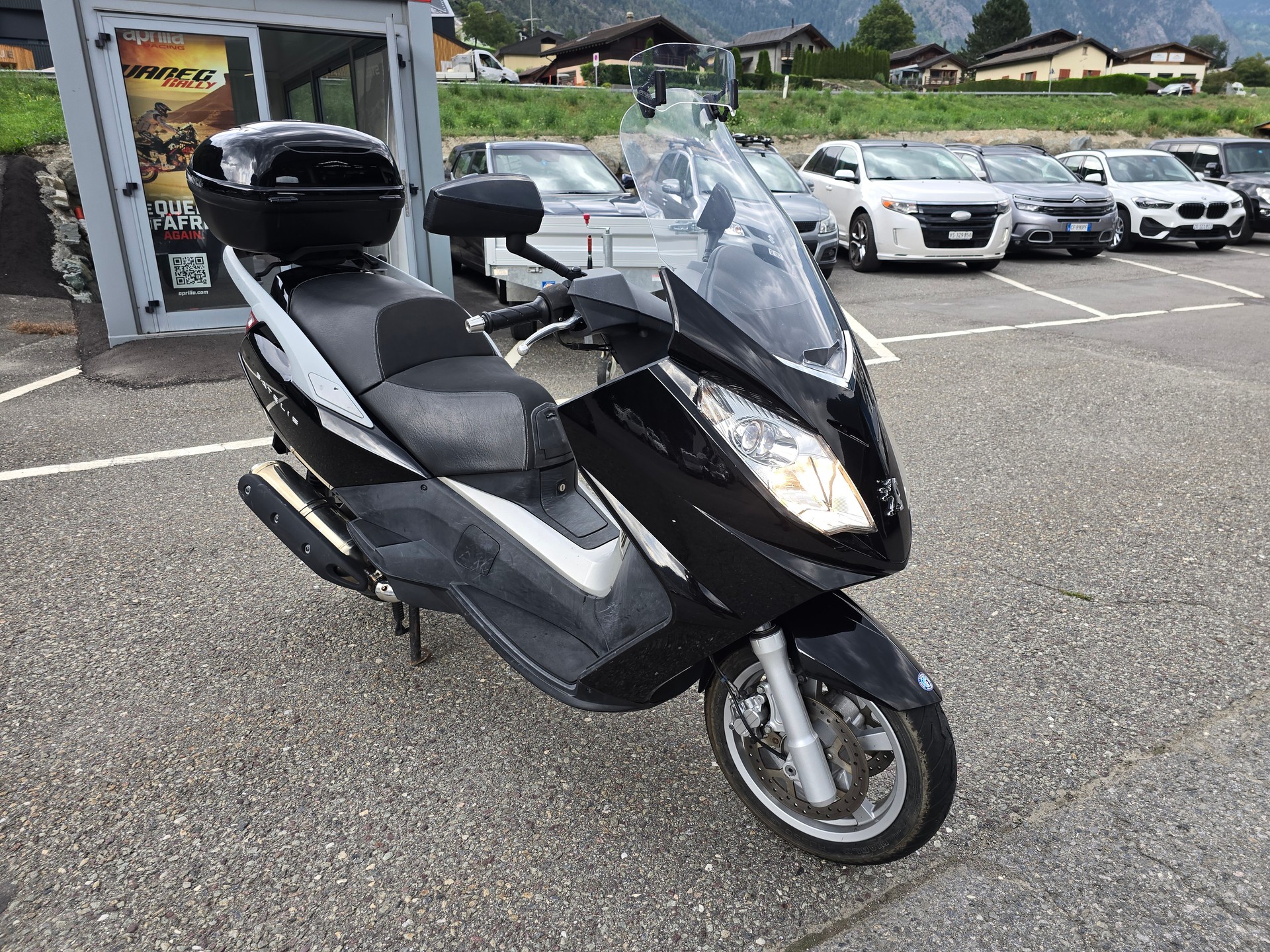 PEUGEOT Satelis 400 Premium-image-0