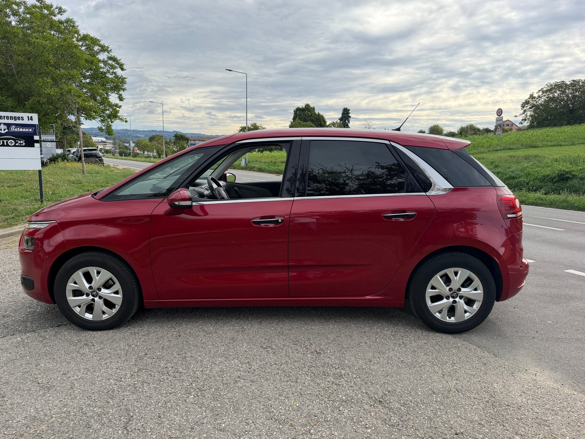 CITROEN C4 Picasso 1.2 Pure Tech Exclusive-image-9