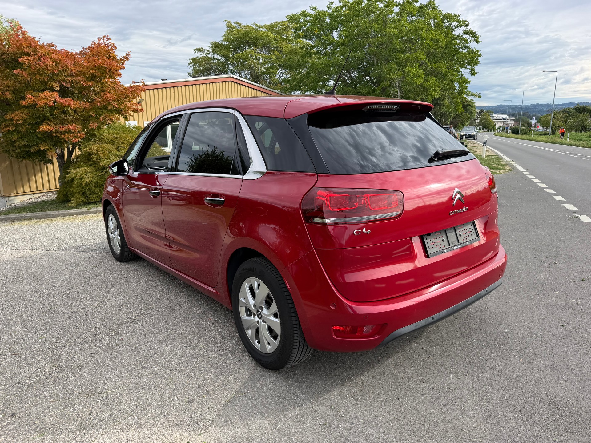 CITROEN C4 Picasso 1.2 Pure Tech Exclusive-image-3