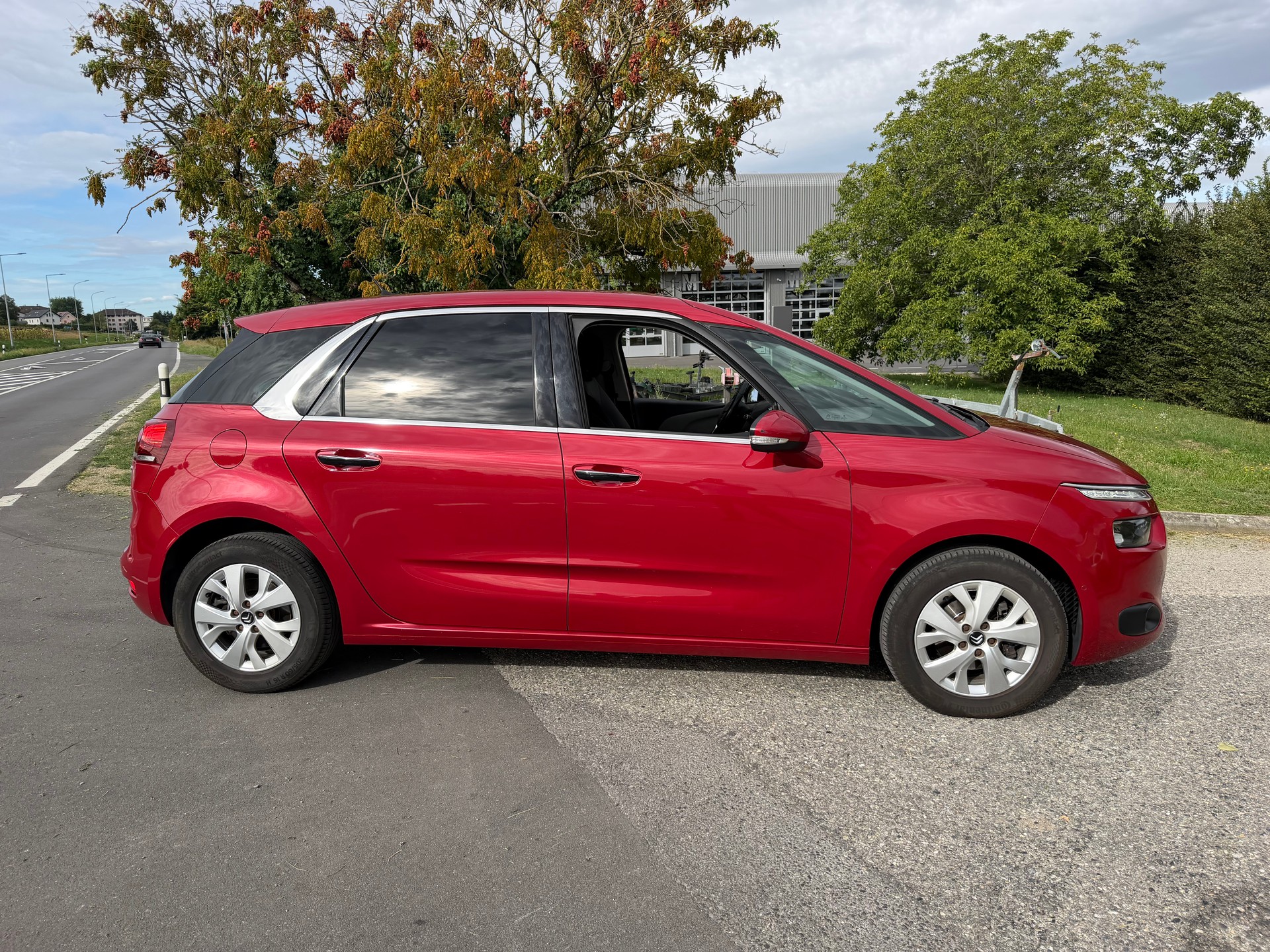CITROEN C4 Picasso 1.2 Pure Tech Exclusive-image-11