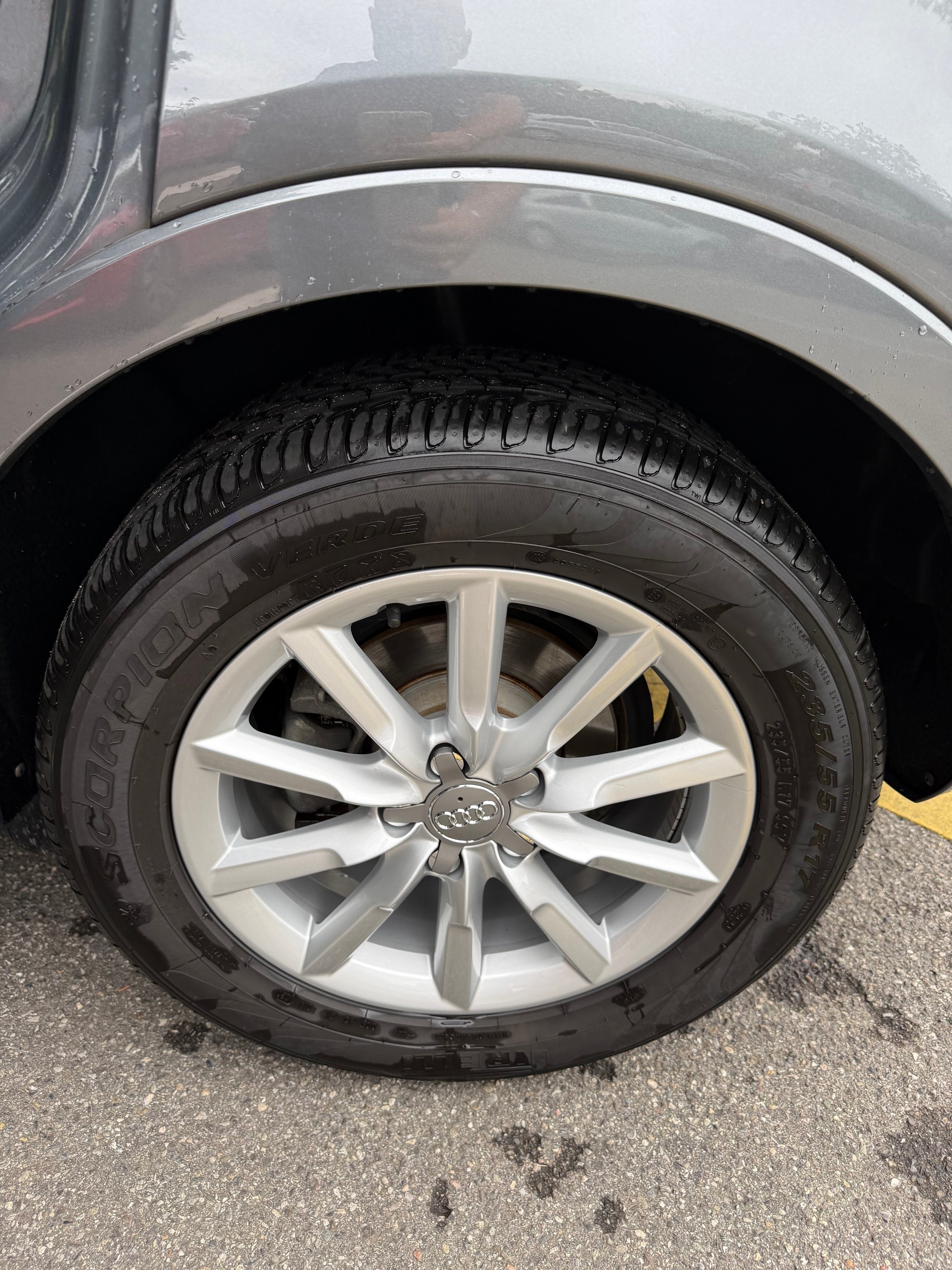 AUDI Q3 2.0 TDI quattro S-tronic-image-11