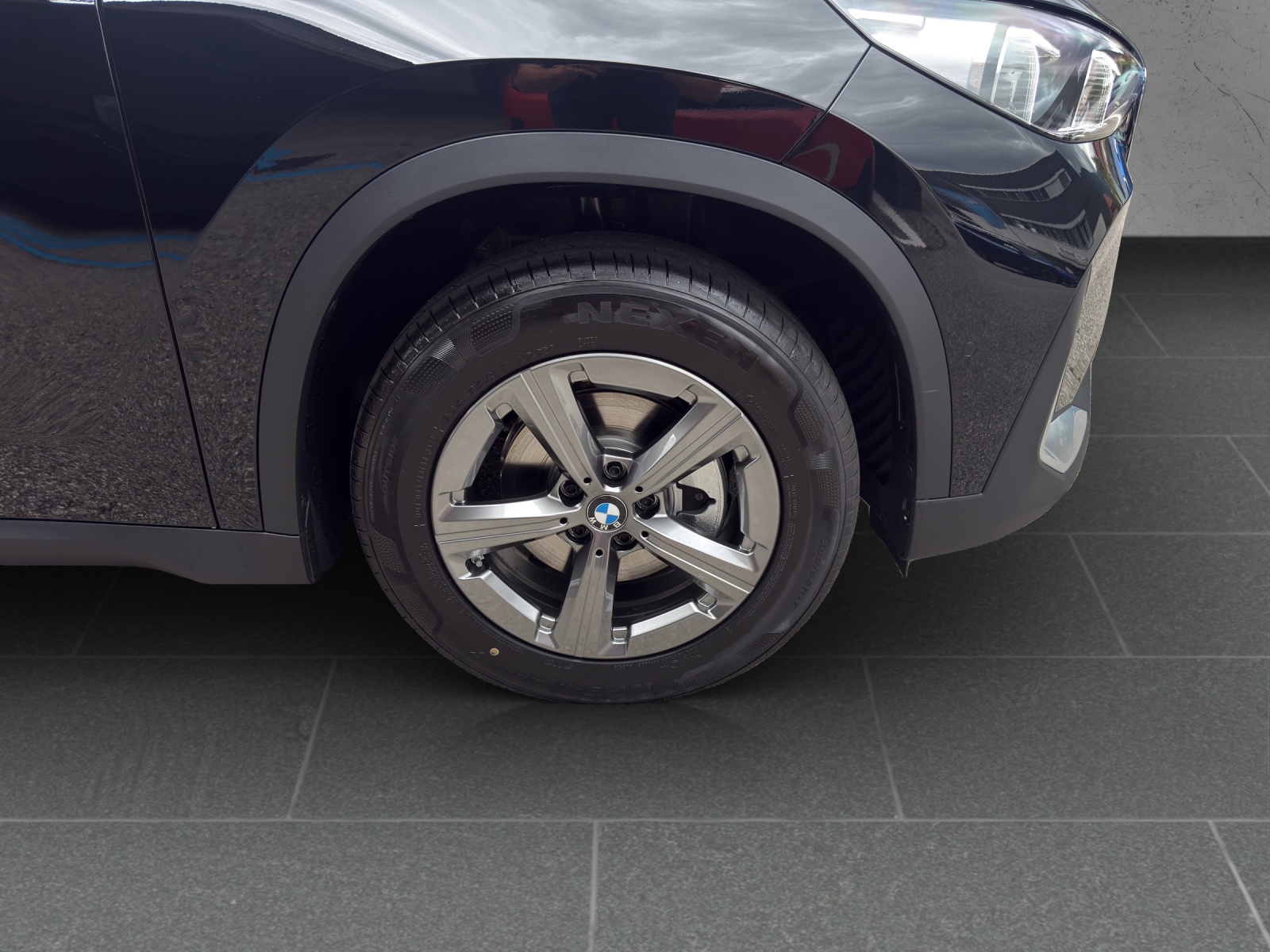 BMW X1 sDrive 18d-image-9