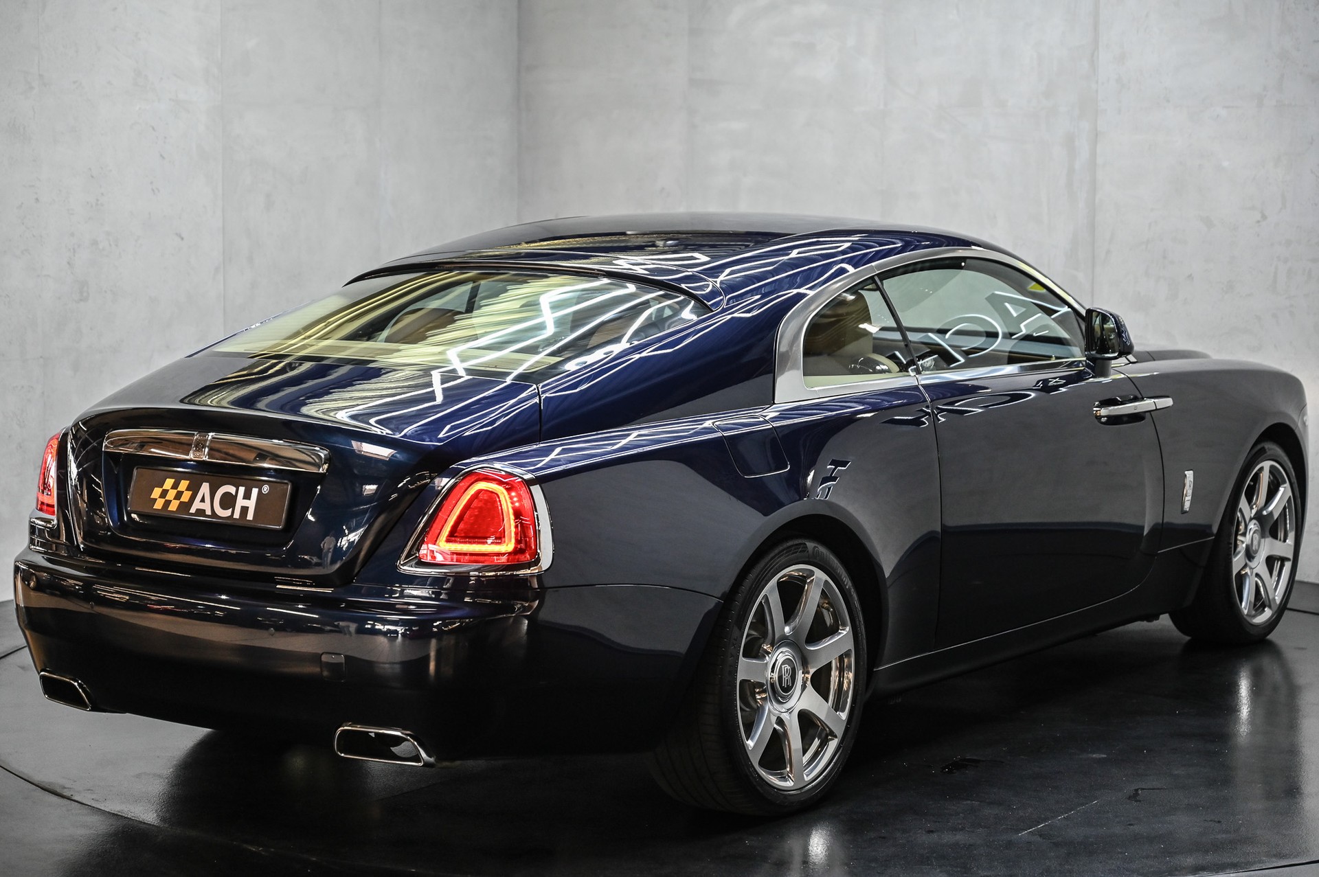 ROLLS-ROYCE Wraith 6.6 V12-image-8