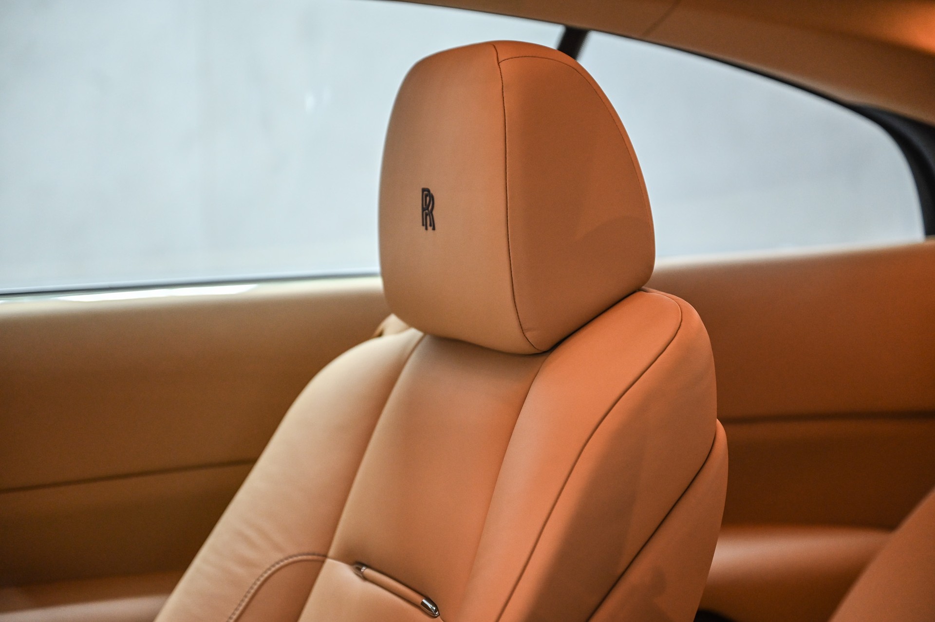 ROLLS-ROYCE Wraith 6.6 V12-image-32