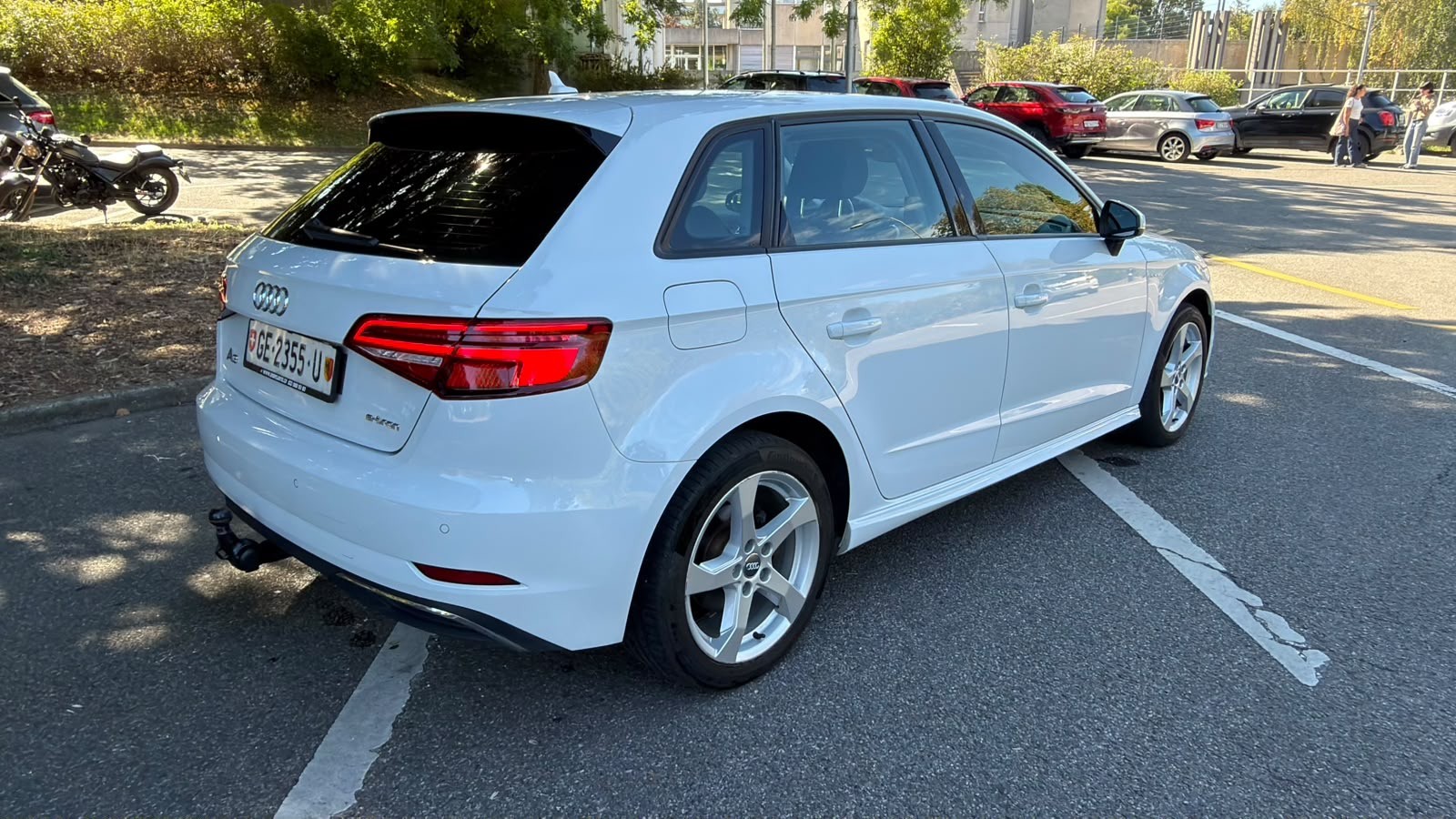 AUDI A3 Sportback 1.4 e-tron Sport S-tronic-showroom-element-3