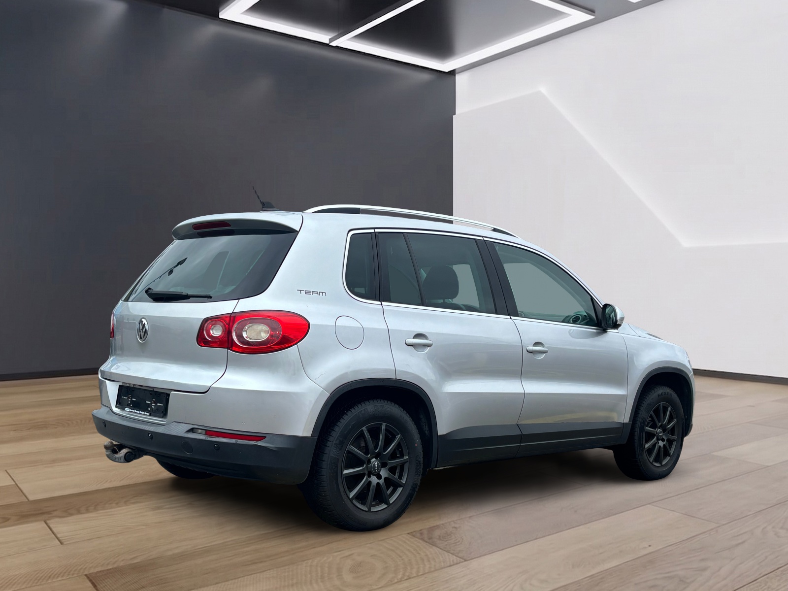 VW Tiguan 2.0 TSI Sport&Style Tiptronic-showroom-element-3