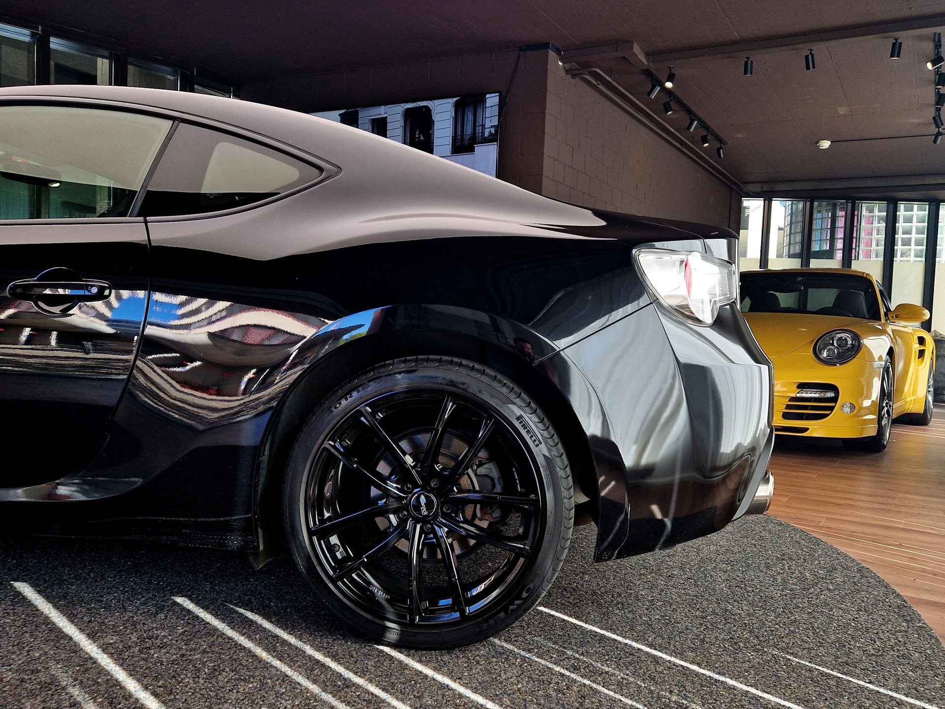 TOYOTA GT 86 2.0 D-4S Sport Manual *BLACK EDITION*-showroom-element-2