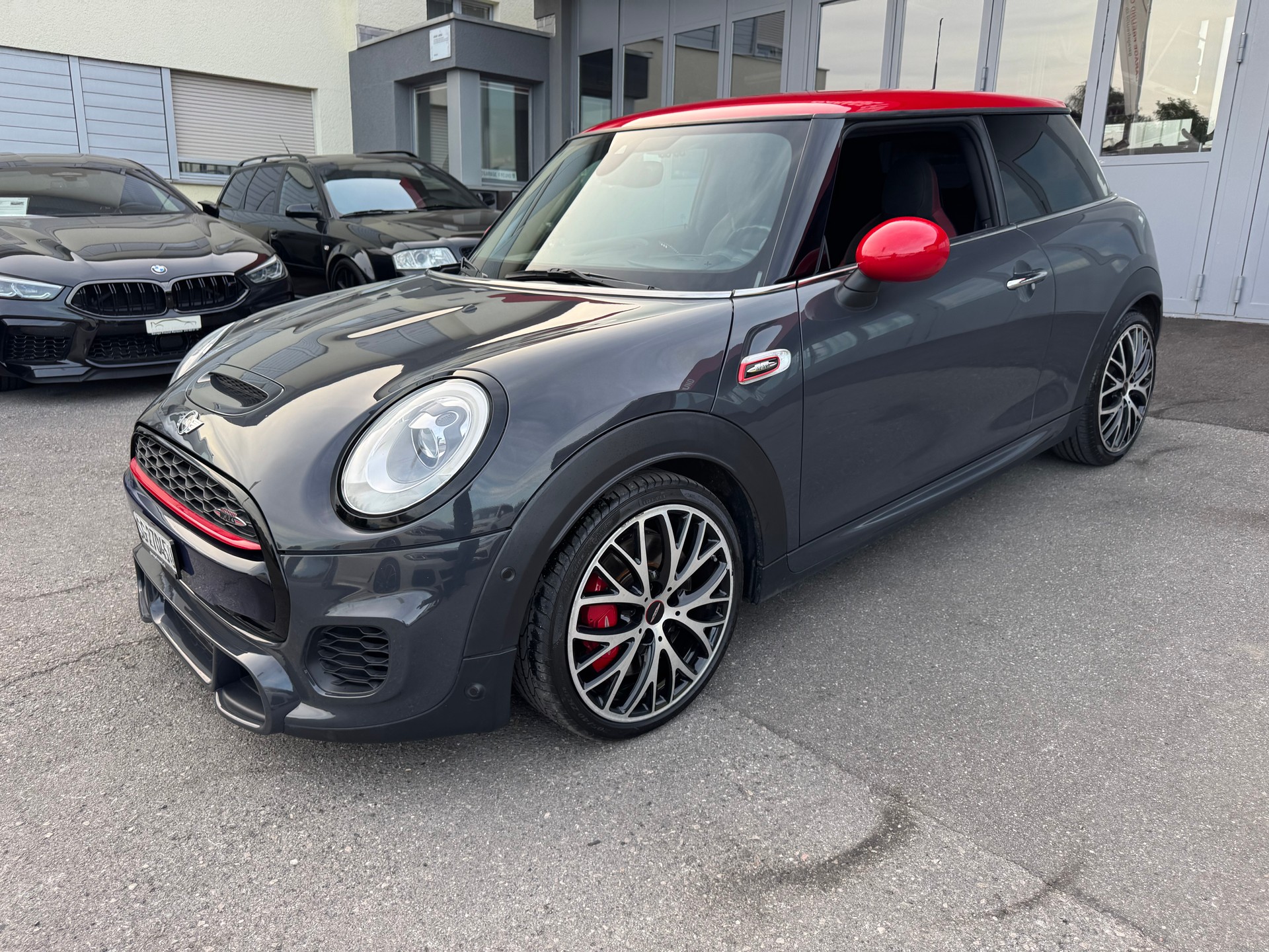 MINI Cooper John Cooper Works Steptronic-image-5