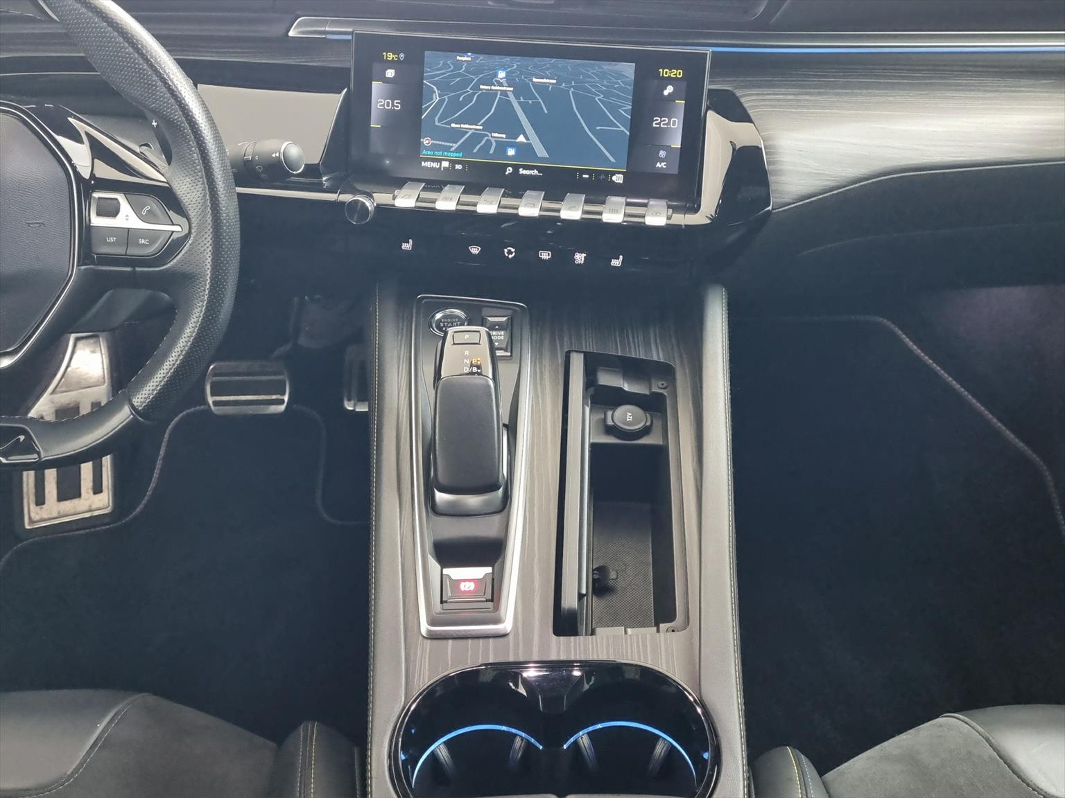 PEUGEOT 508 1.6 Plug-in Hybrid-image-8