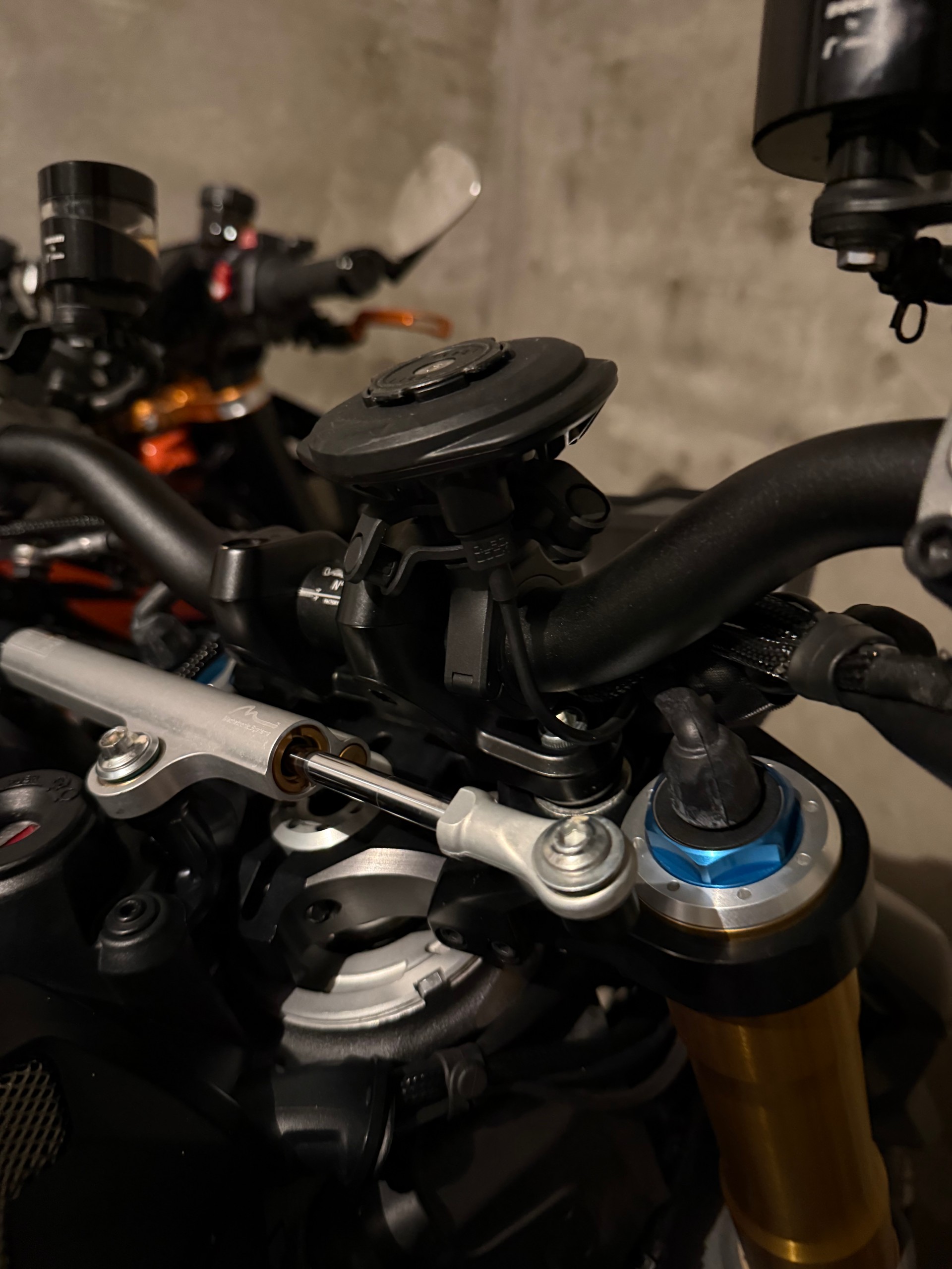 DUCATI Streetfighter V4 SP-image-3