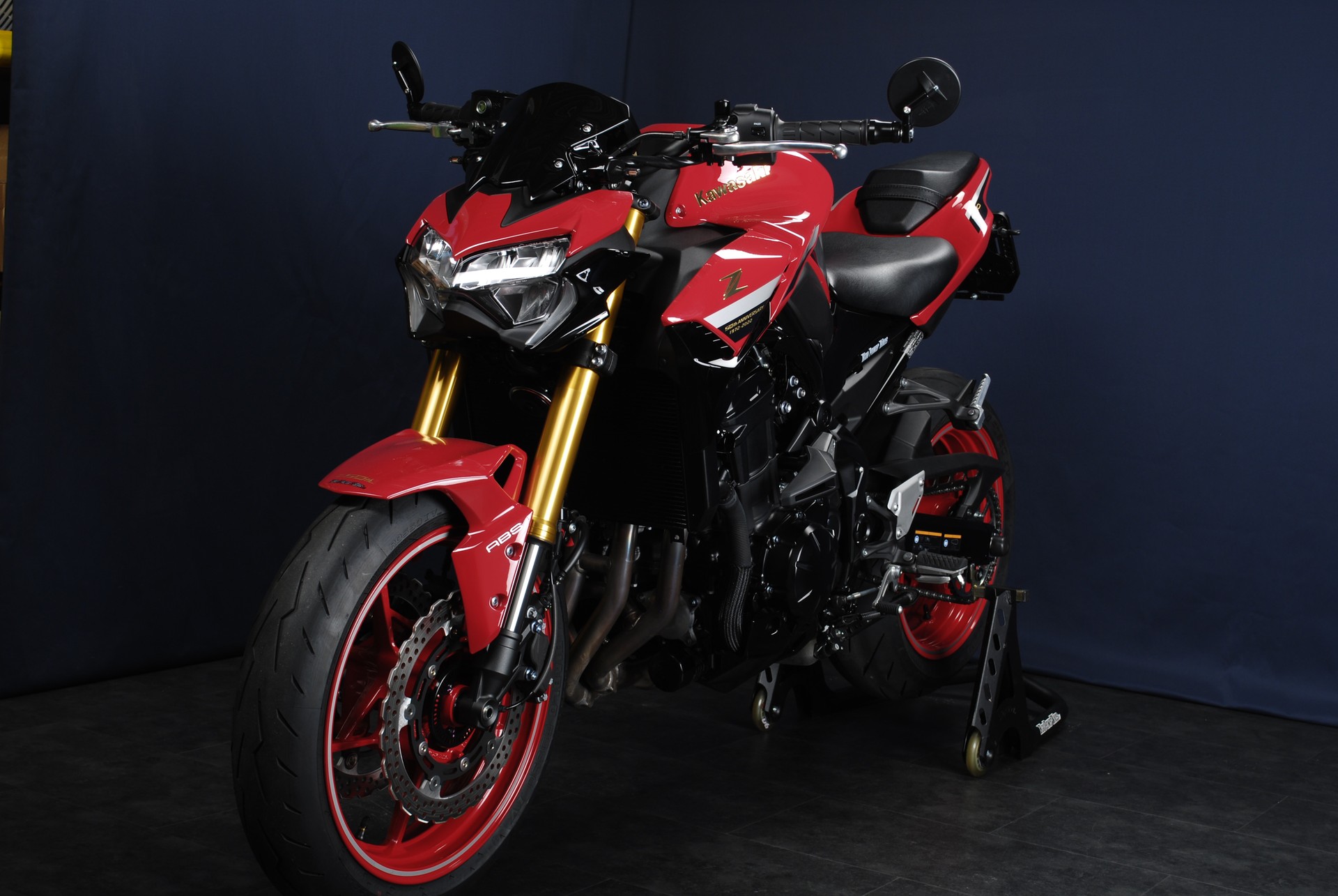 KAWASAKI Z900 50th Edition-image-8