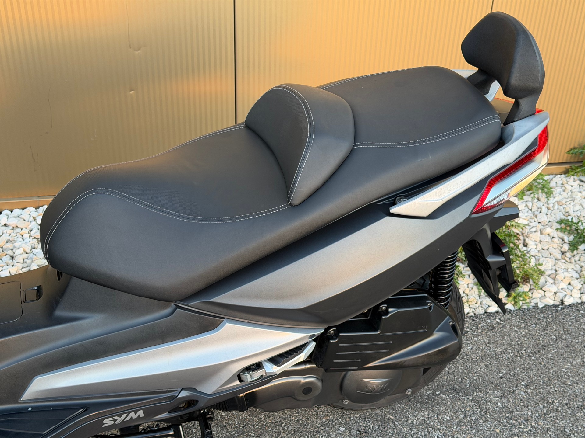 SYM GTS 125-image-14