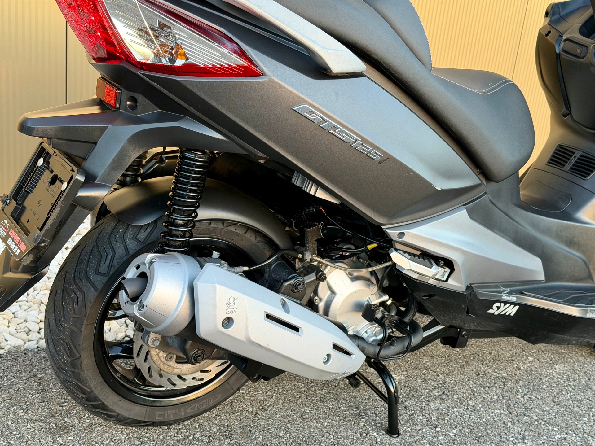SYM GTS 125-image-6