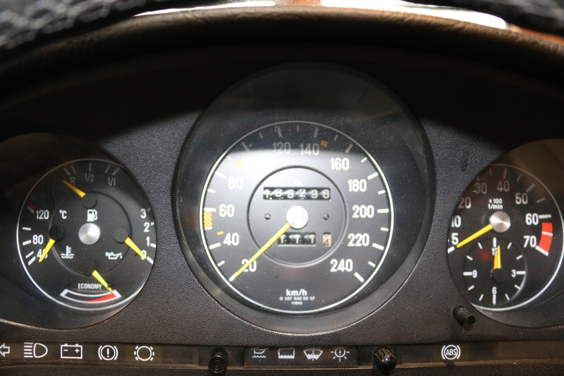 MERCEDES-BENZ SL 300-image-13