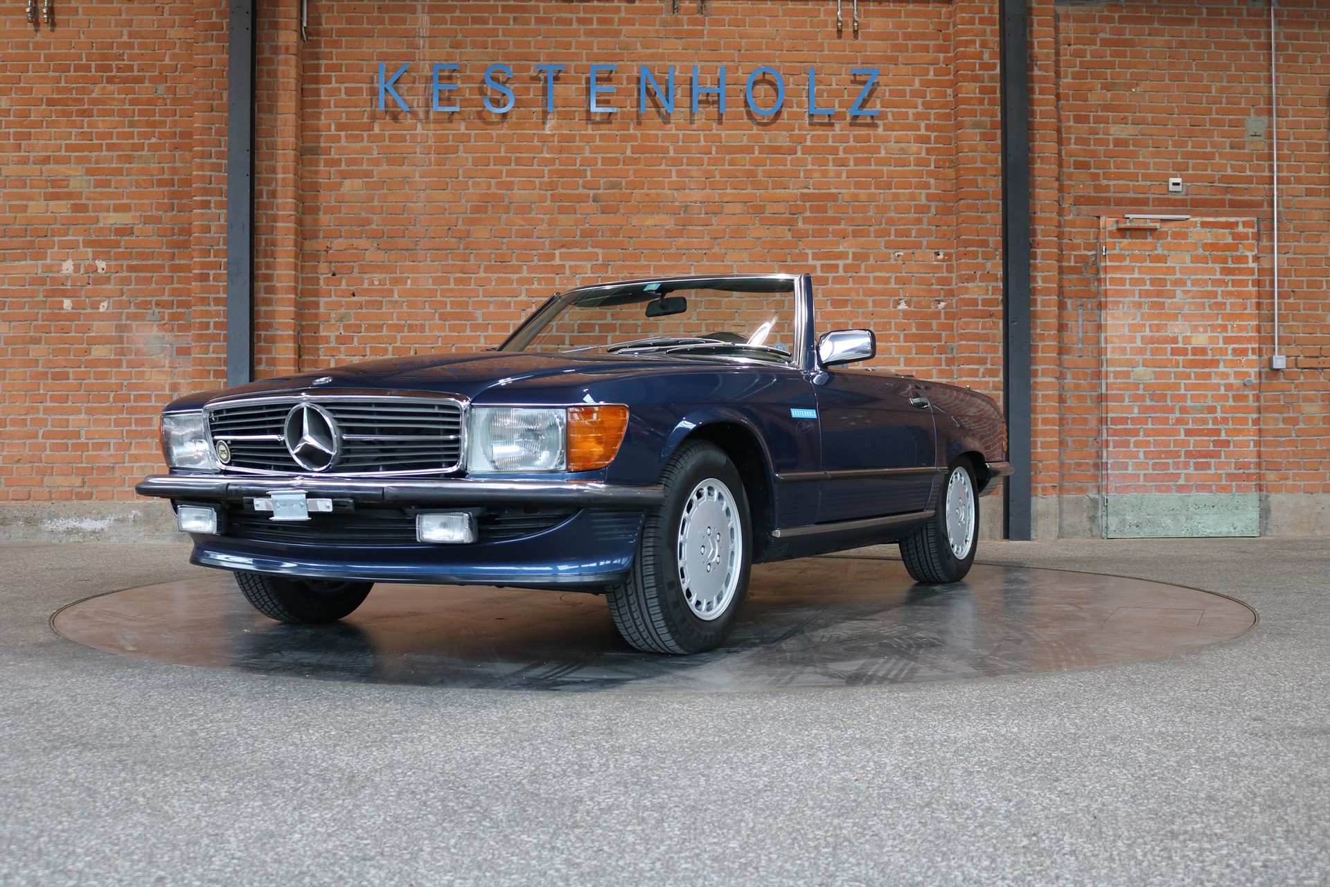 MERCEDES-BENZ SL 300-image-3