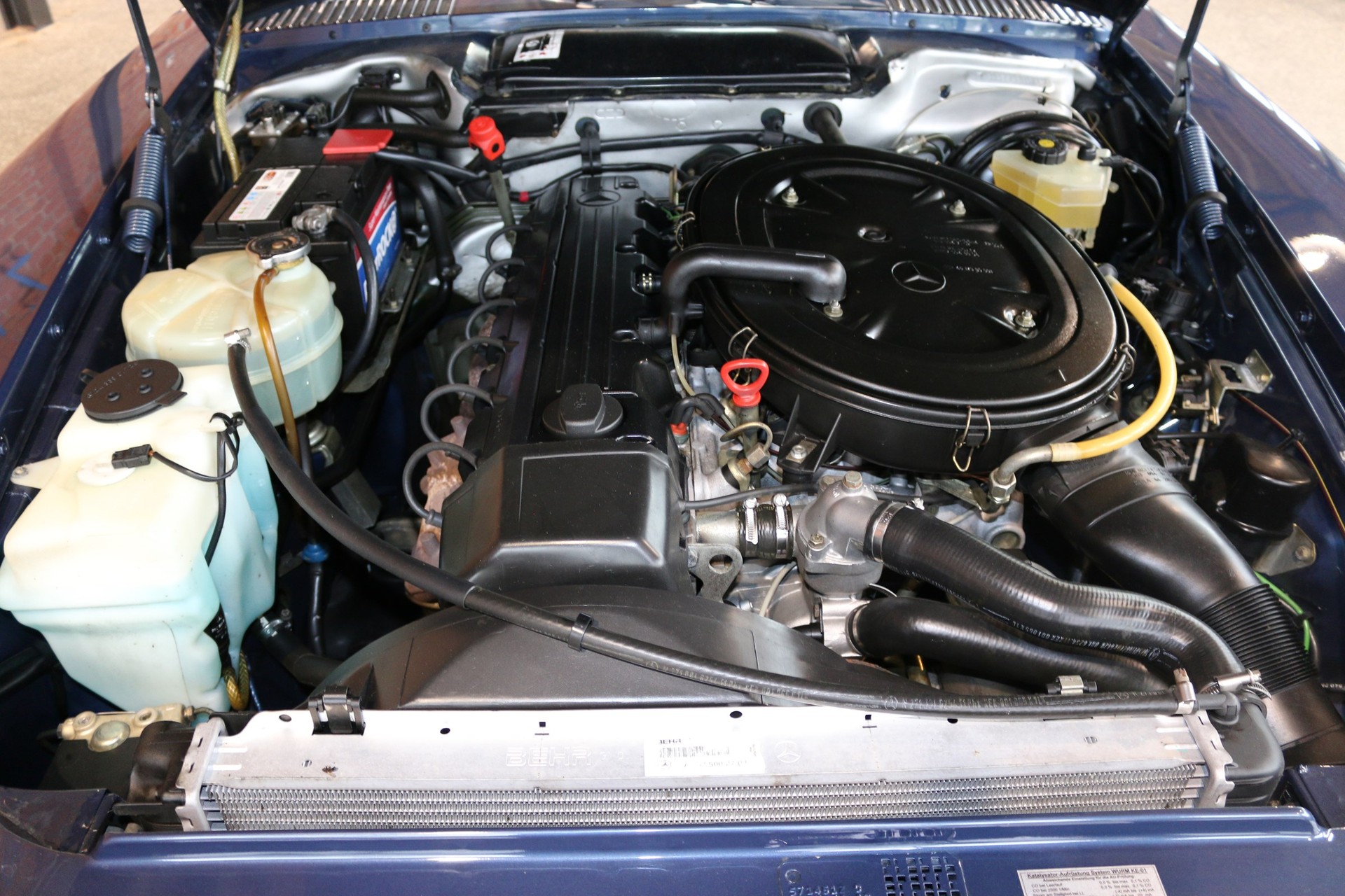 MERCEDES-BENZ SL 300-image-7