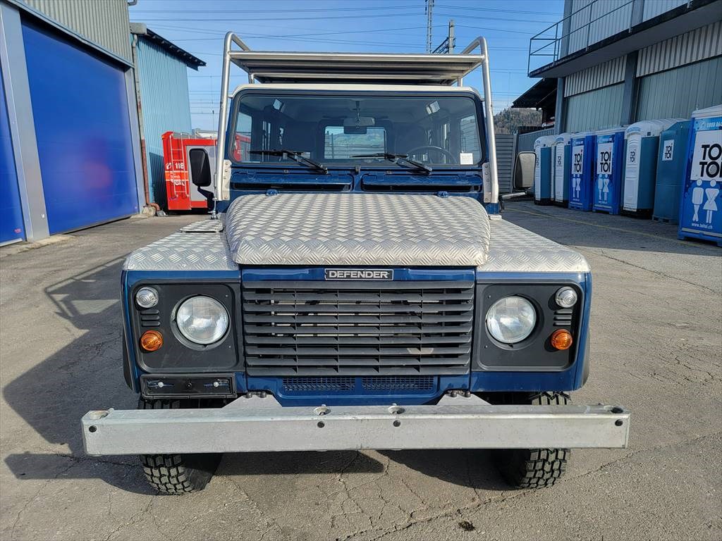 LAND ROVER Defender 110 SW 2.5 Td5-image-7