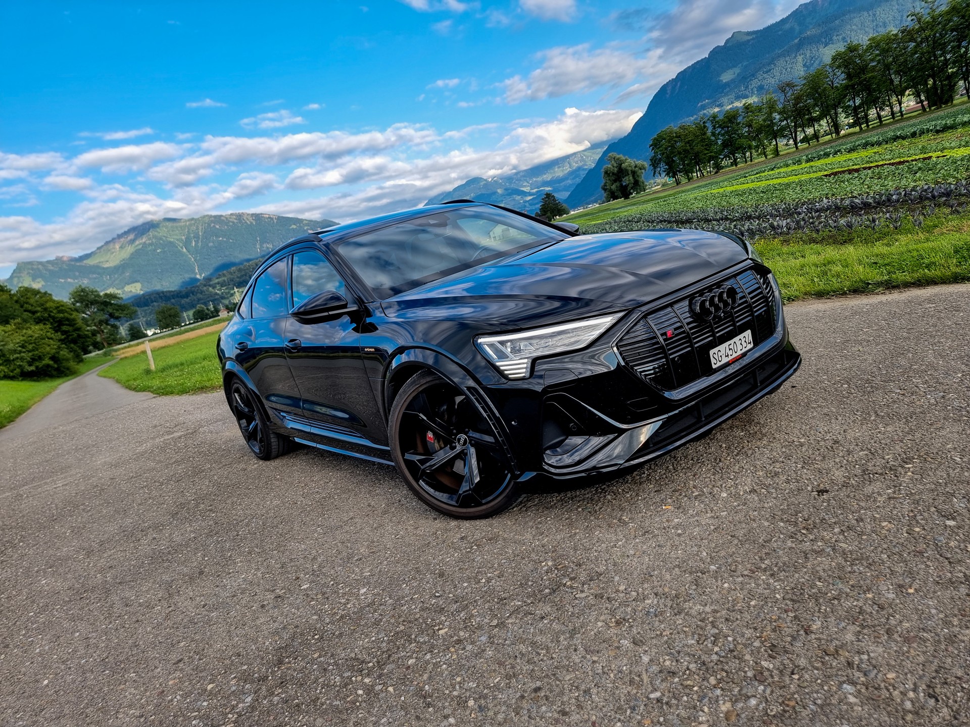 AUDI e-tron S Sportback quattro (Audi SQ8) Black Edition 503 PS