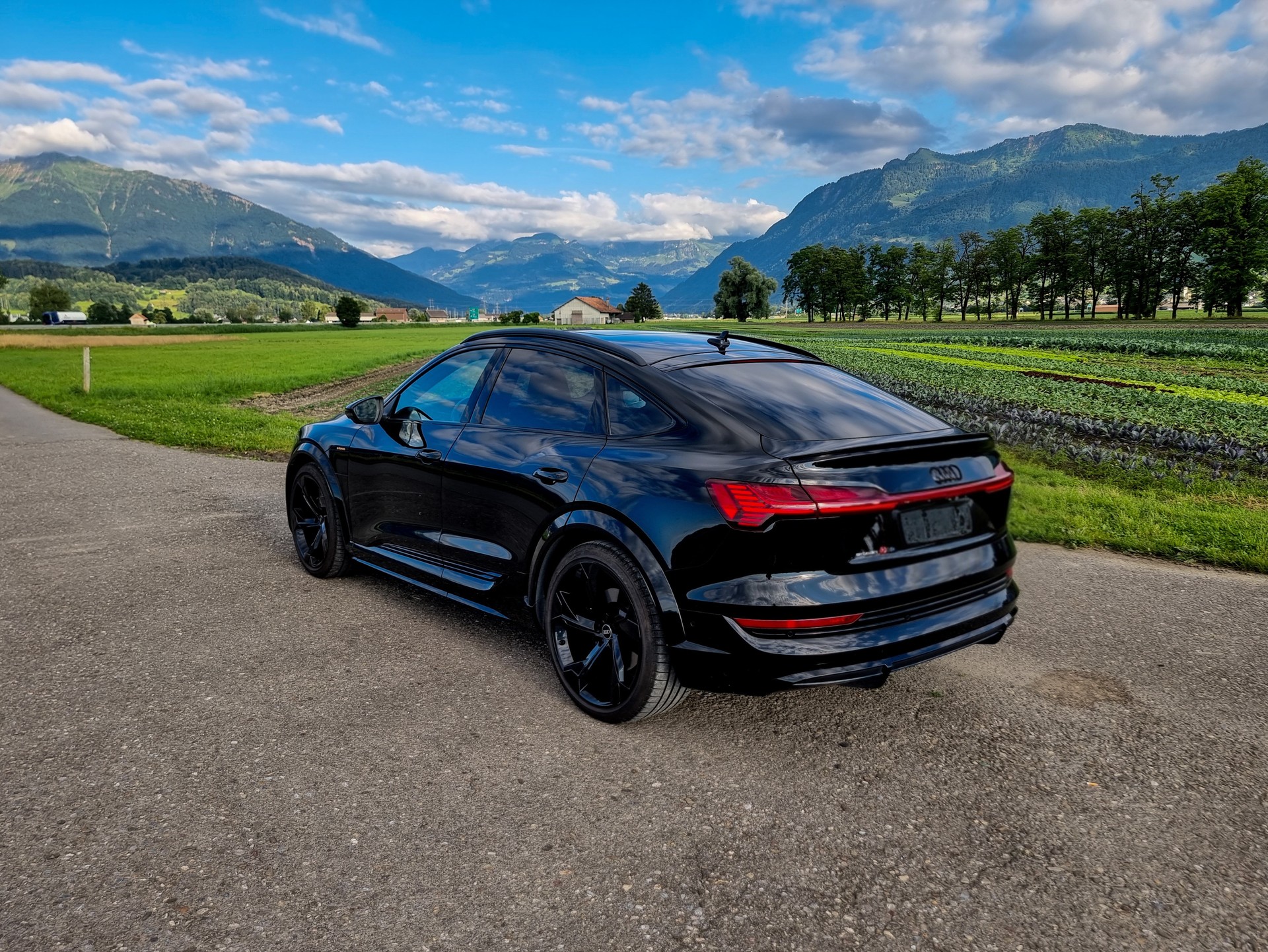 AUDI e-tron S Sportback (Audi SQ8) | Black Edition | 503 PS | Gratis Service | Garantie-image-4