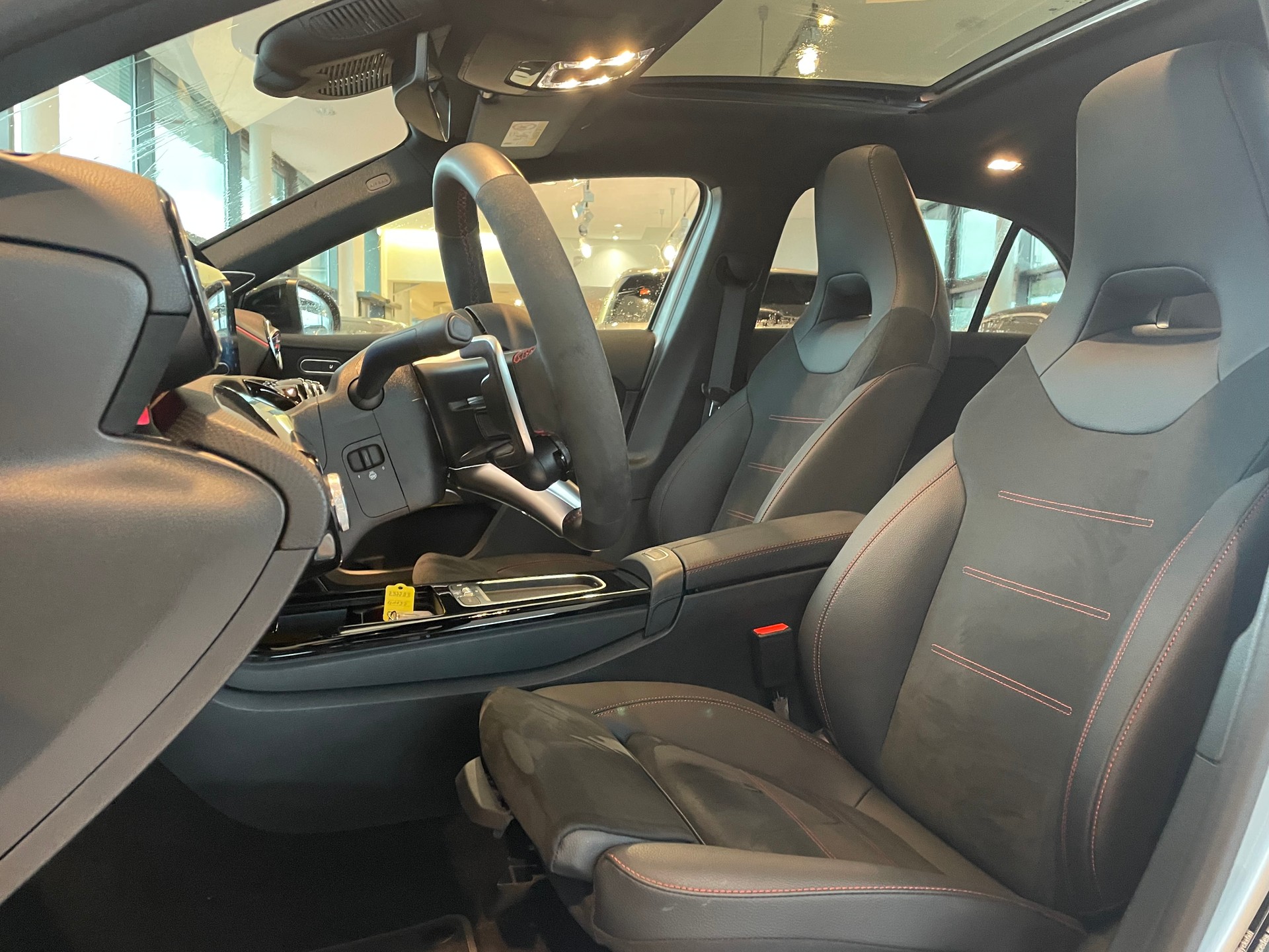 MERCEDES-BENZ A AMG 45 S 4Matic 8G-DCT-image-12