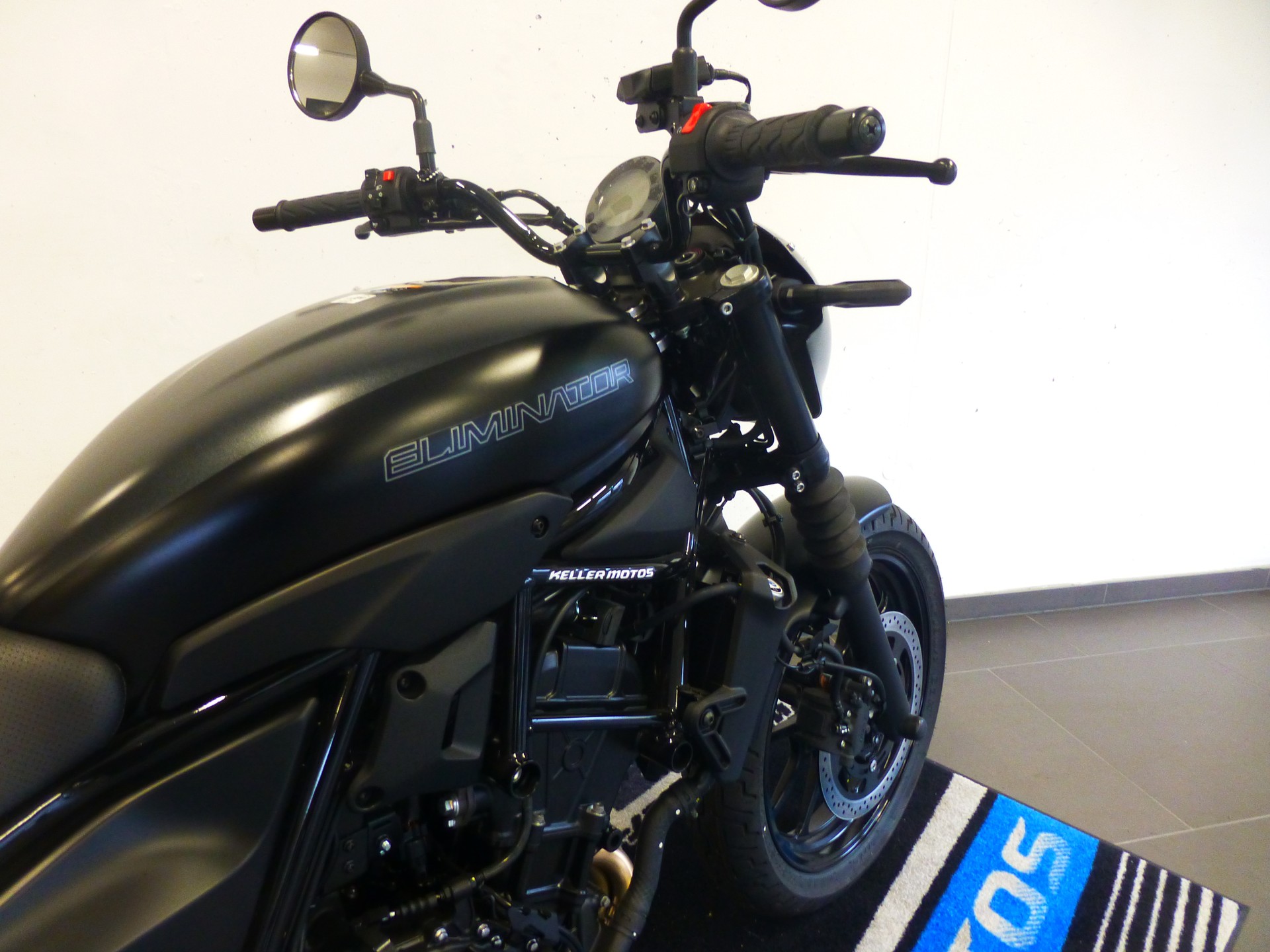 KAWASAKI Eliminator 500 SE-image-11
