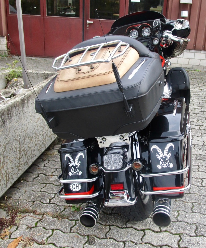 HARLEY-DAVIDSON FLHTCUI Electra Glide Ultra Classic CVO-image-3