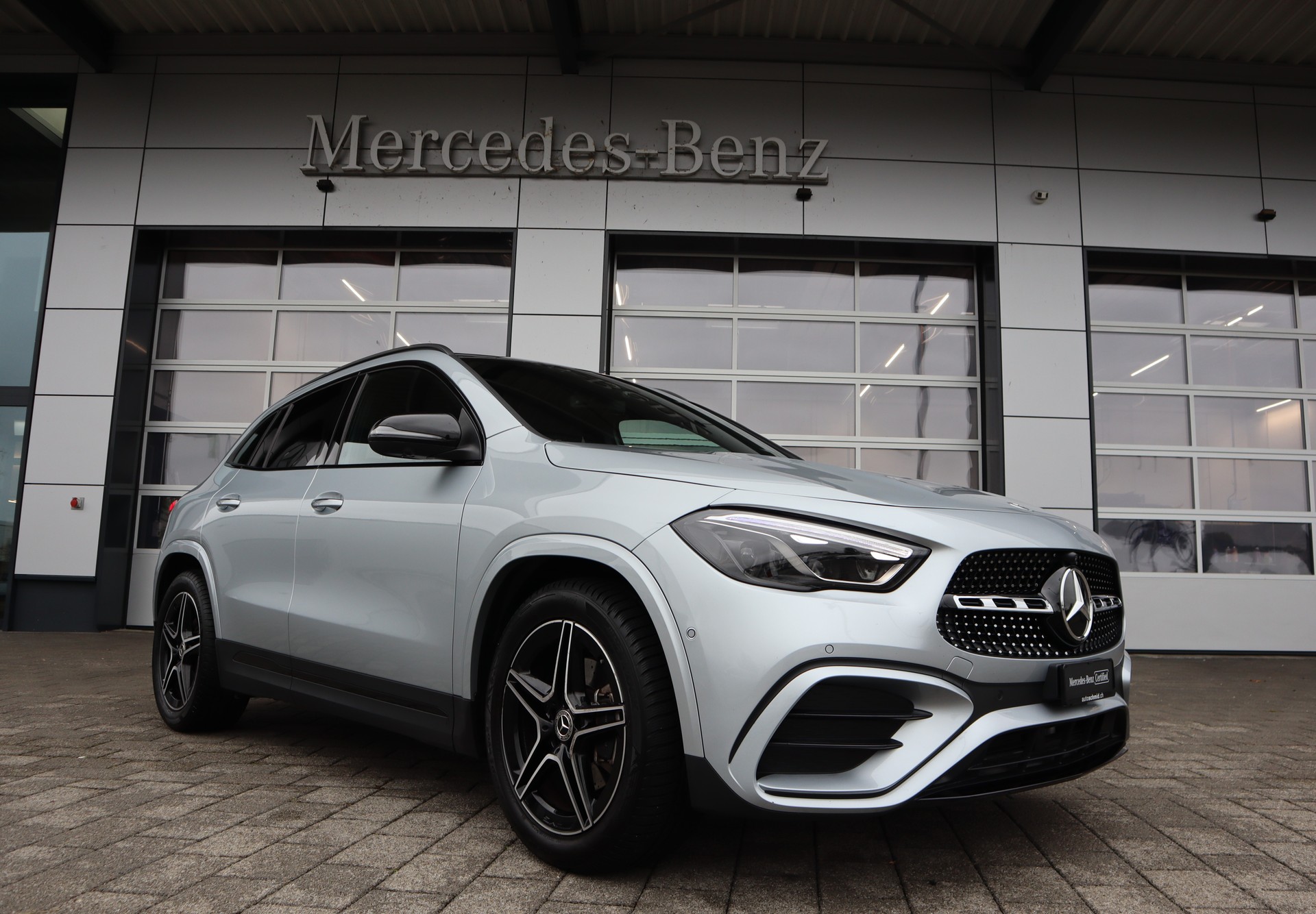 MERCEDES-BENZ GLA 220 d AMG Line 4Matic 8G-DCT