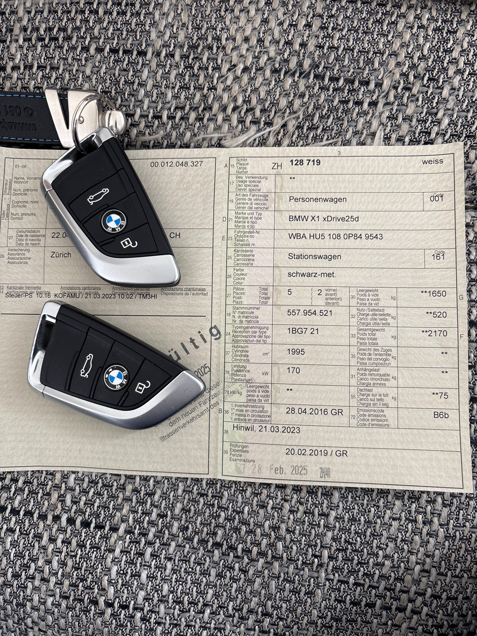 BMW X1 xDrive 25d Sport Line Steptronic-image-15