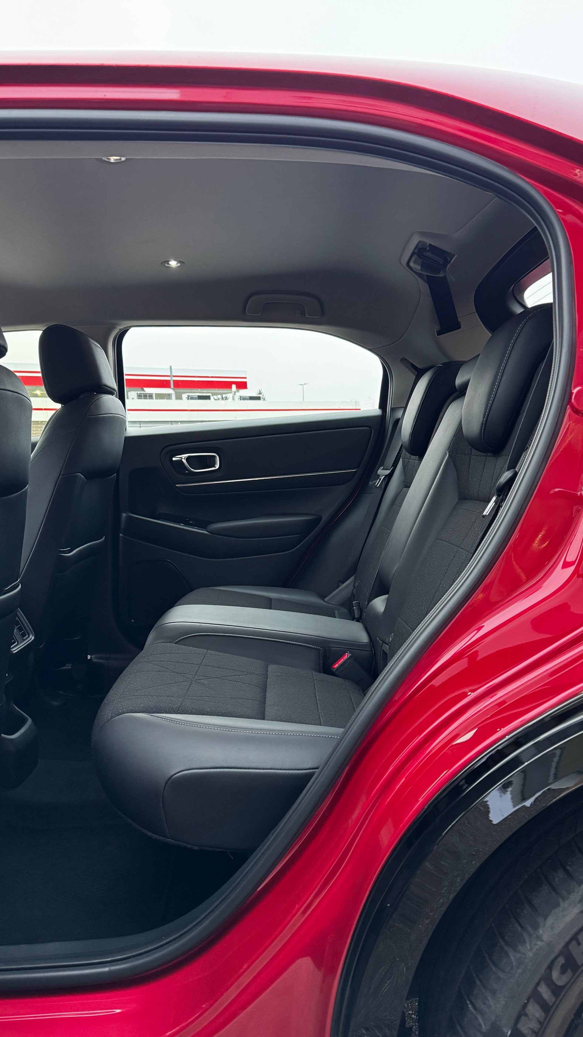 HONDA HR-V 1.5i-MMD Advance CVT-image-17