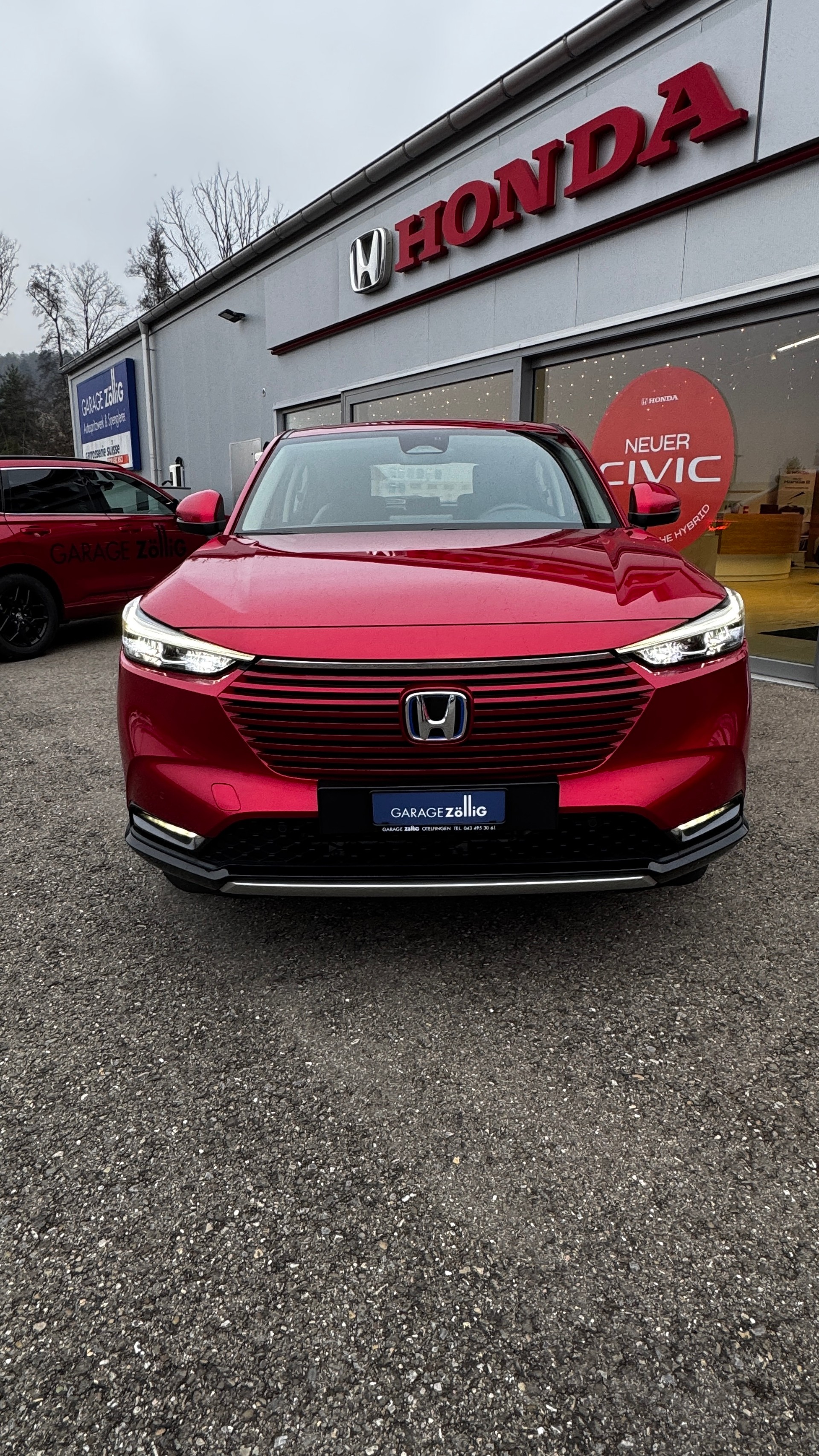 HONDA HR-V 1.5i-MMD Advance CVT-showroom-element-2