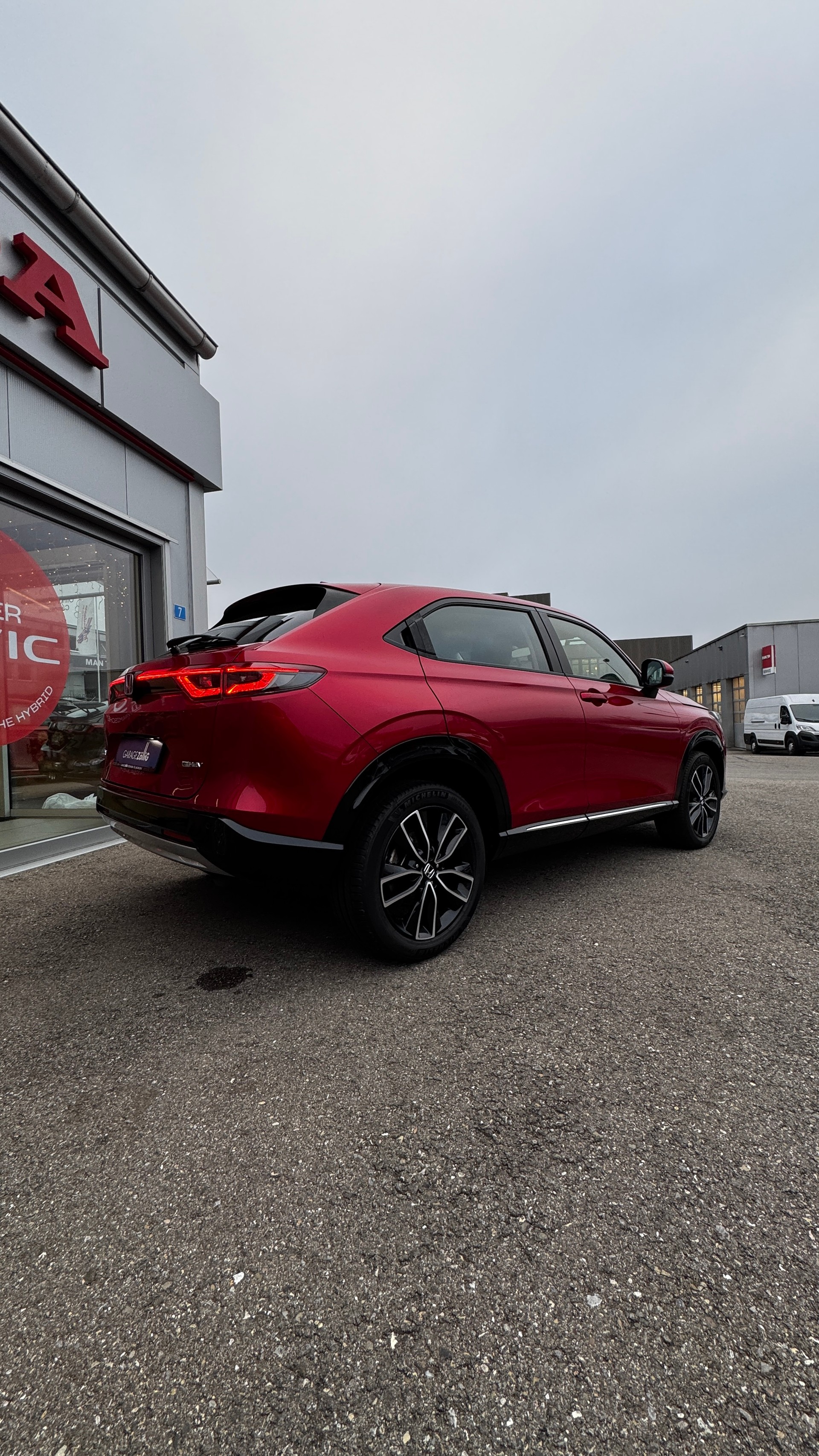 HONDA HR-V 1.5i-MMD Advance CVT-image-4