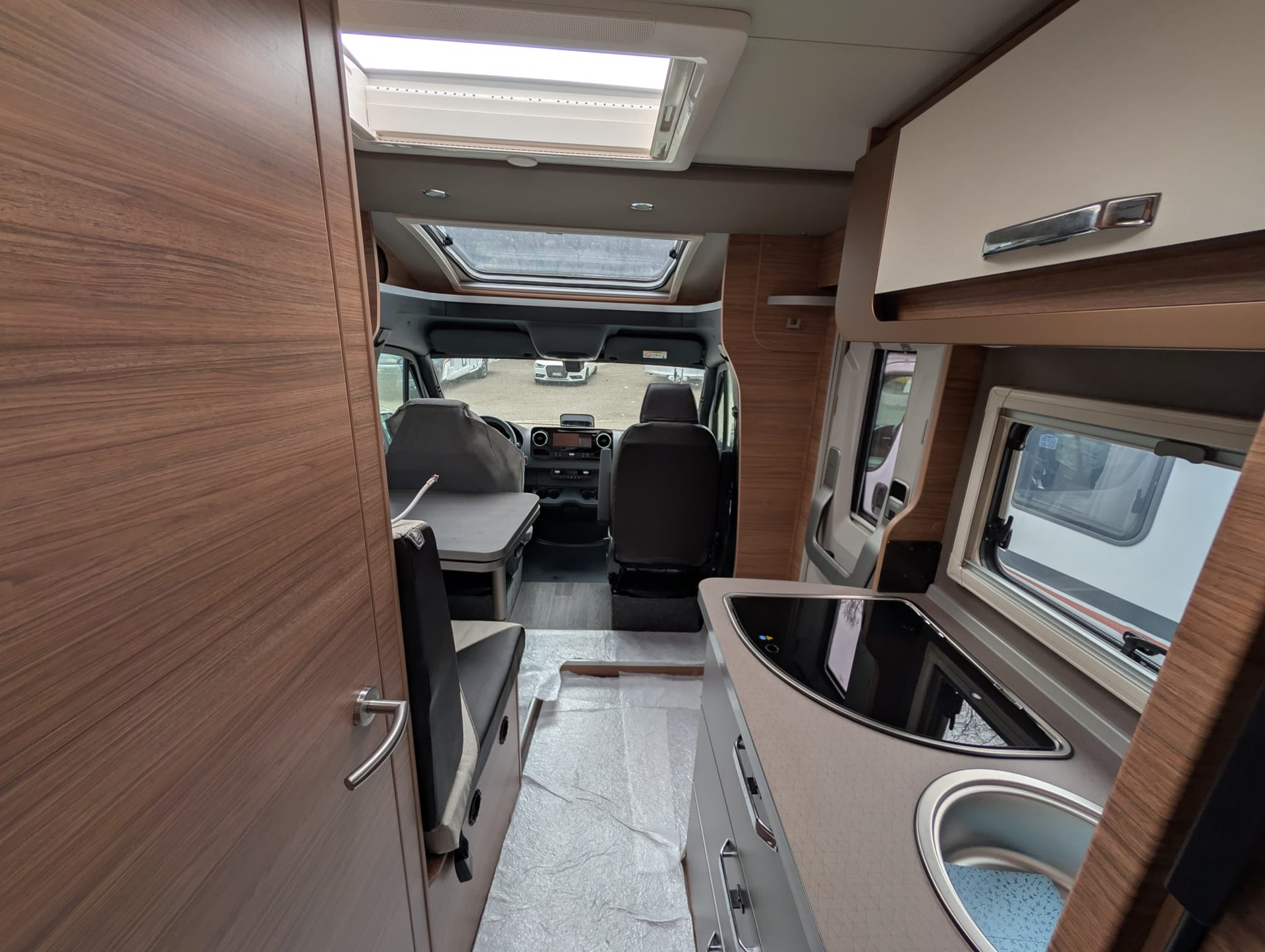 WEINSBERG CaraCompact MB 640 MEG Edition Pepper-image-10