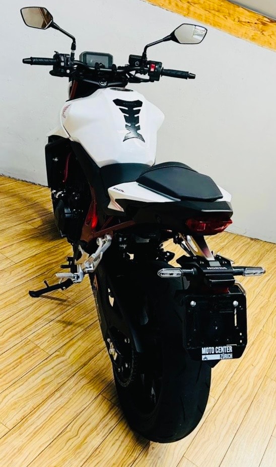 HONDA CB 750 Hornet (35kW)-image-4