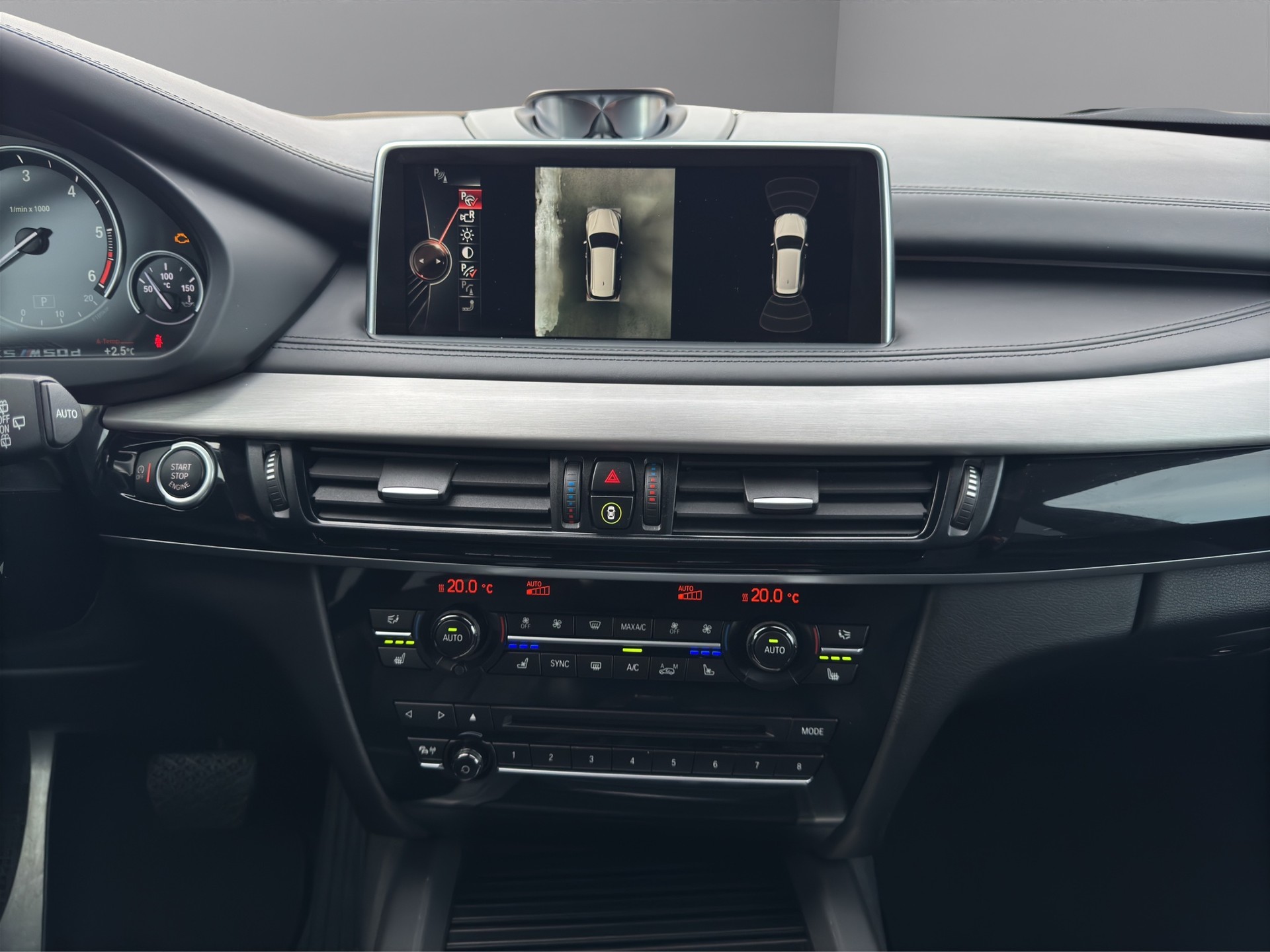 BMW X5 xDrive M50d Steptronic-image-12
