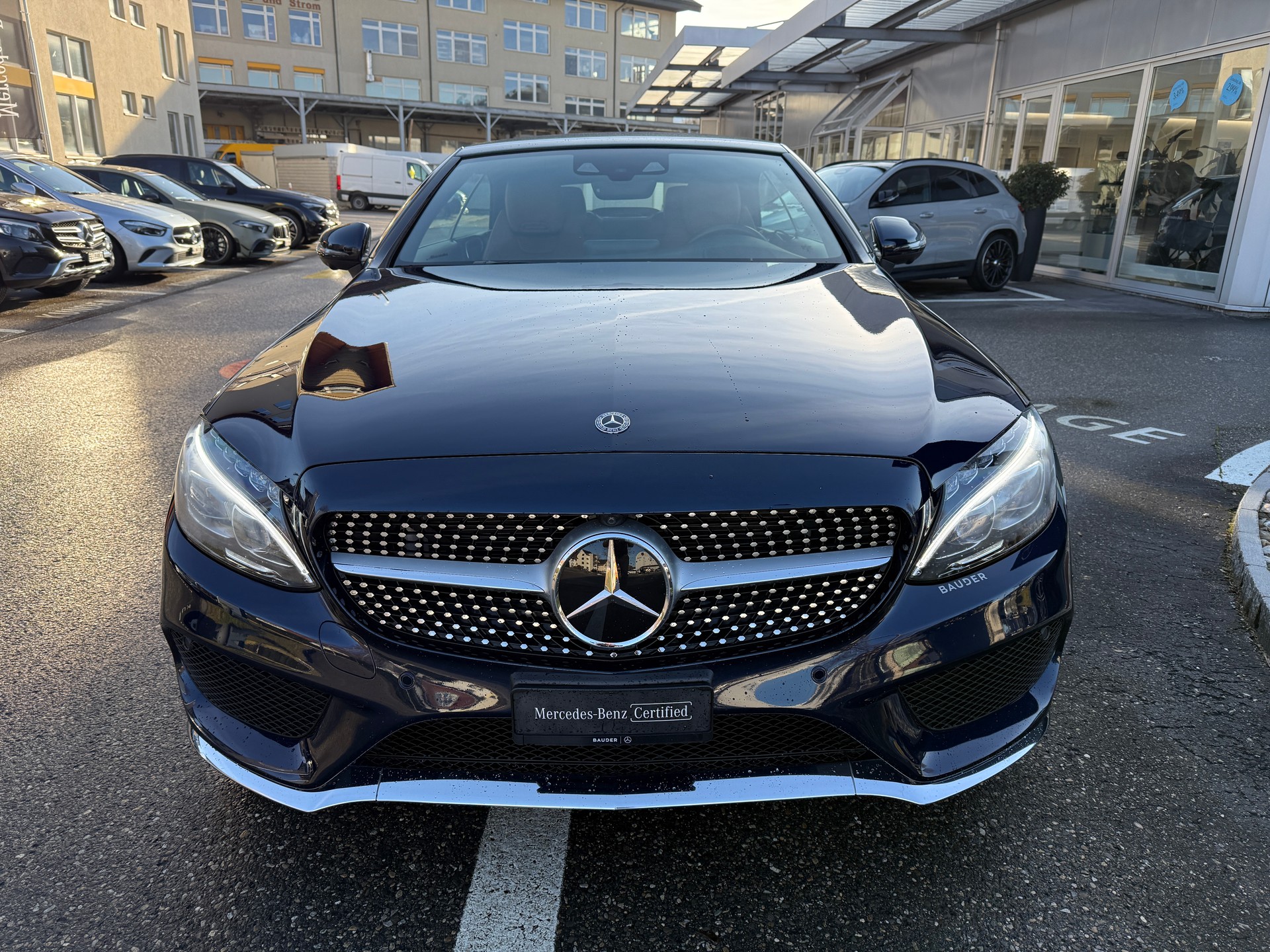 MERCEDES-BENZ C 400 AMG Line 4Matic-showroom-element-1