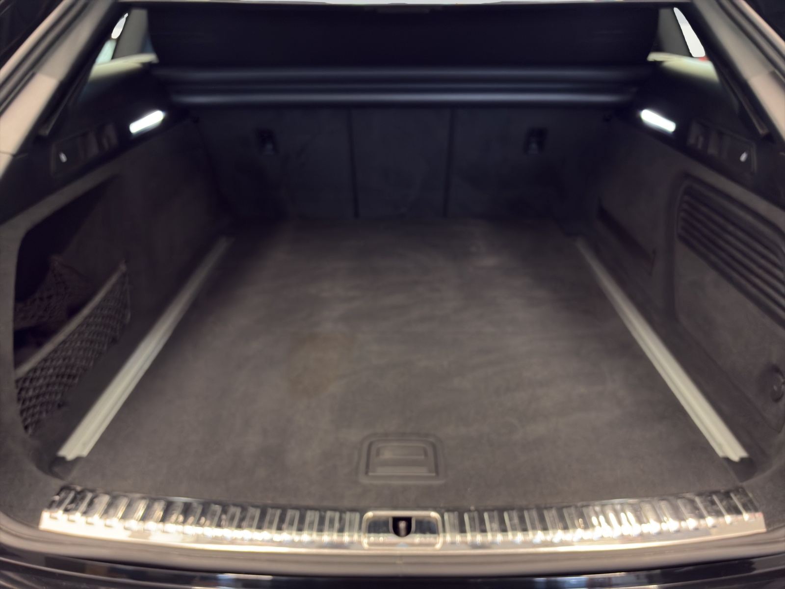 AUDI A6 Avant 2.0 45 TFSI Sport quattro S-Tronic-image-15