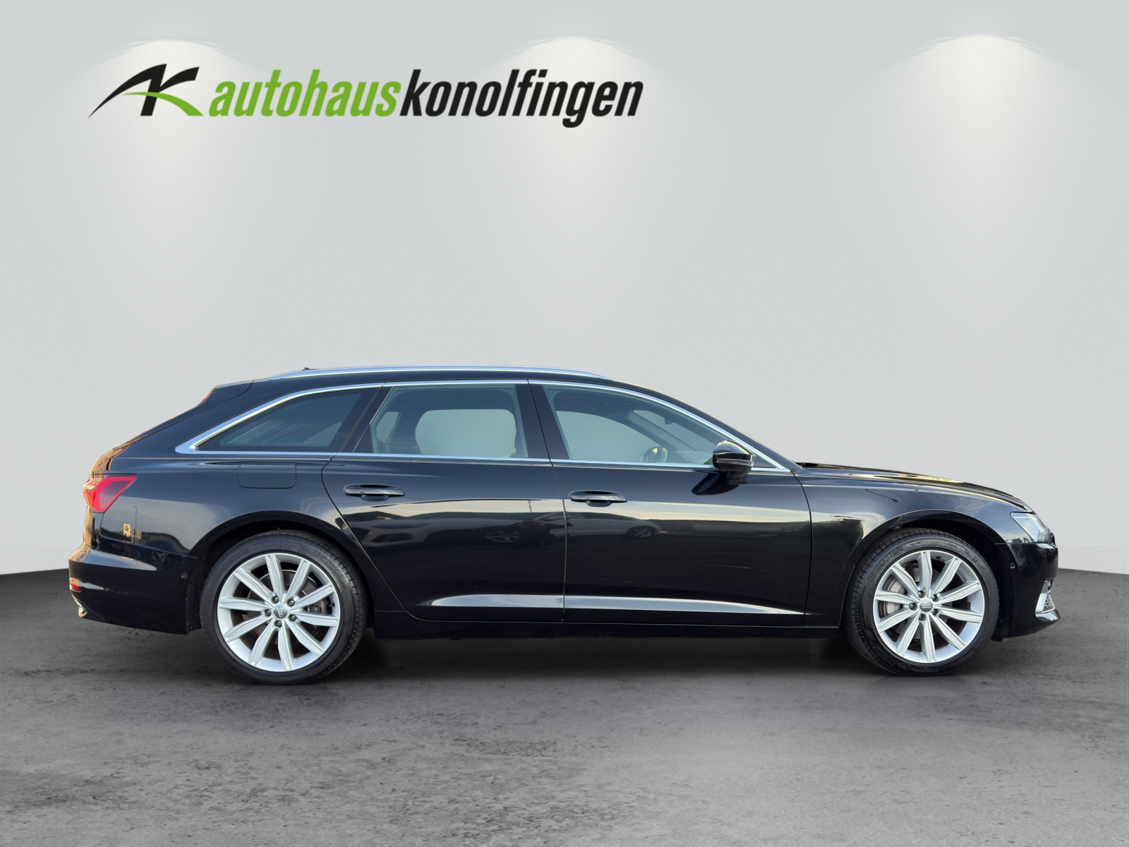 AUDI A6 Avant 2.0 45 TFSI Sport quattro S-Tronic-image-4