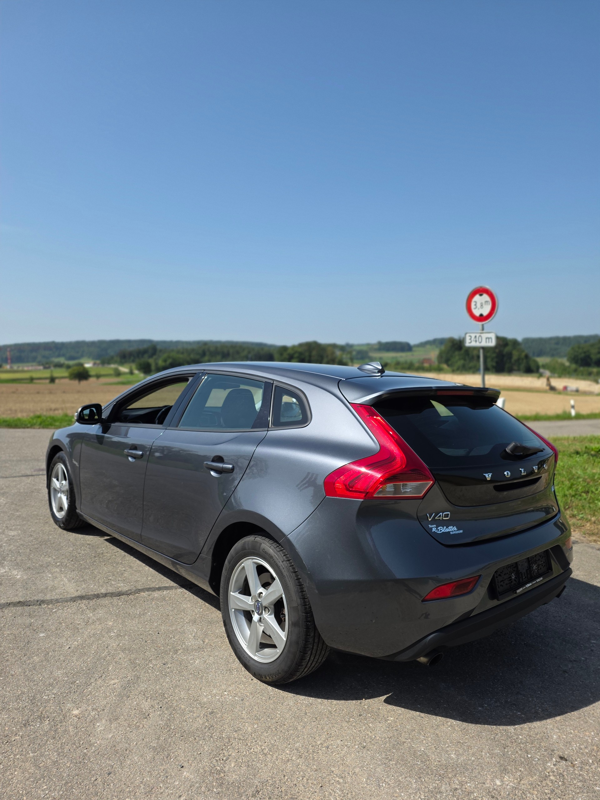 VOLVO V40 T4 Summum Powershift-image-6