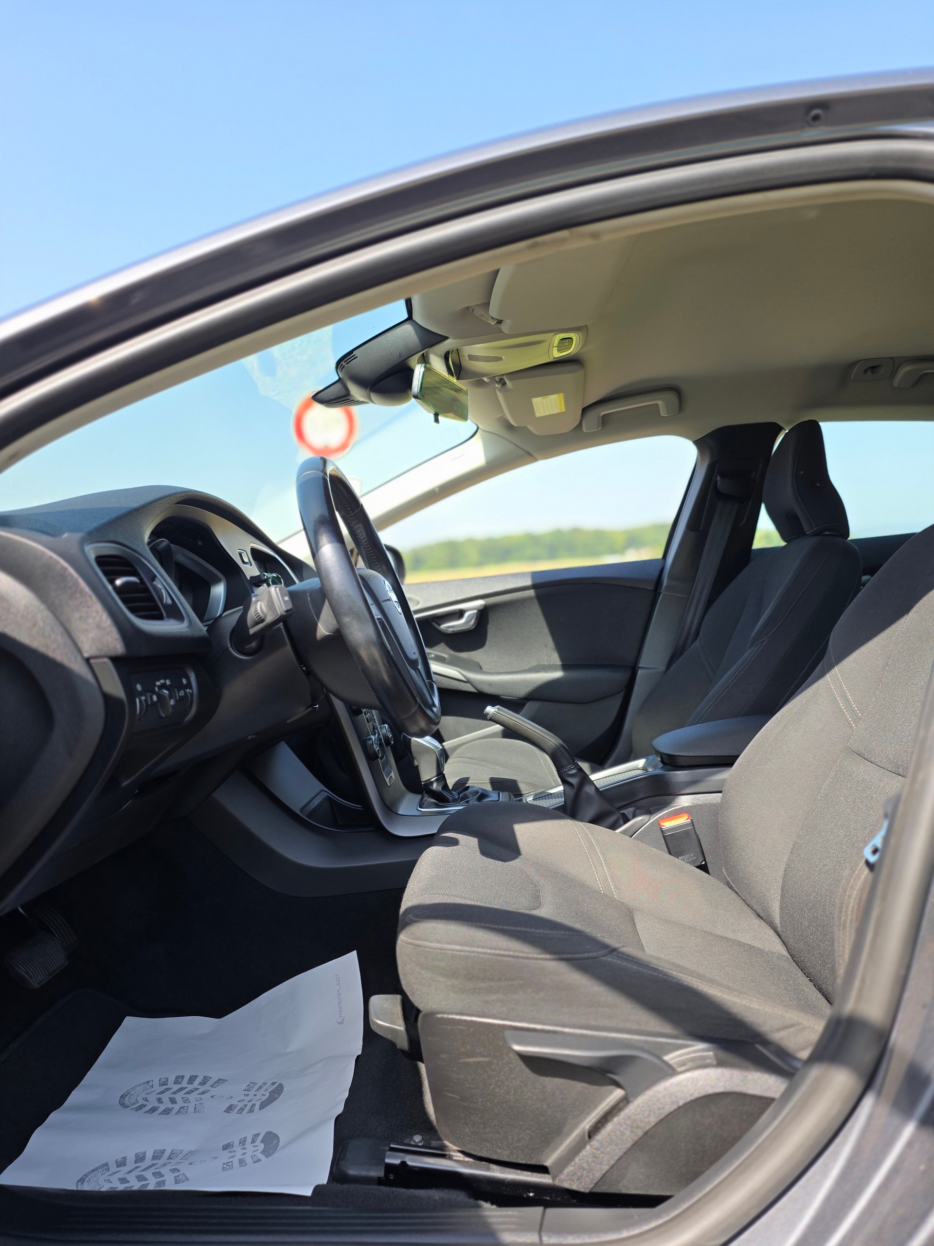 VOLVO V40 T4 Summum Powershift-image-9