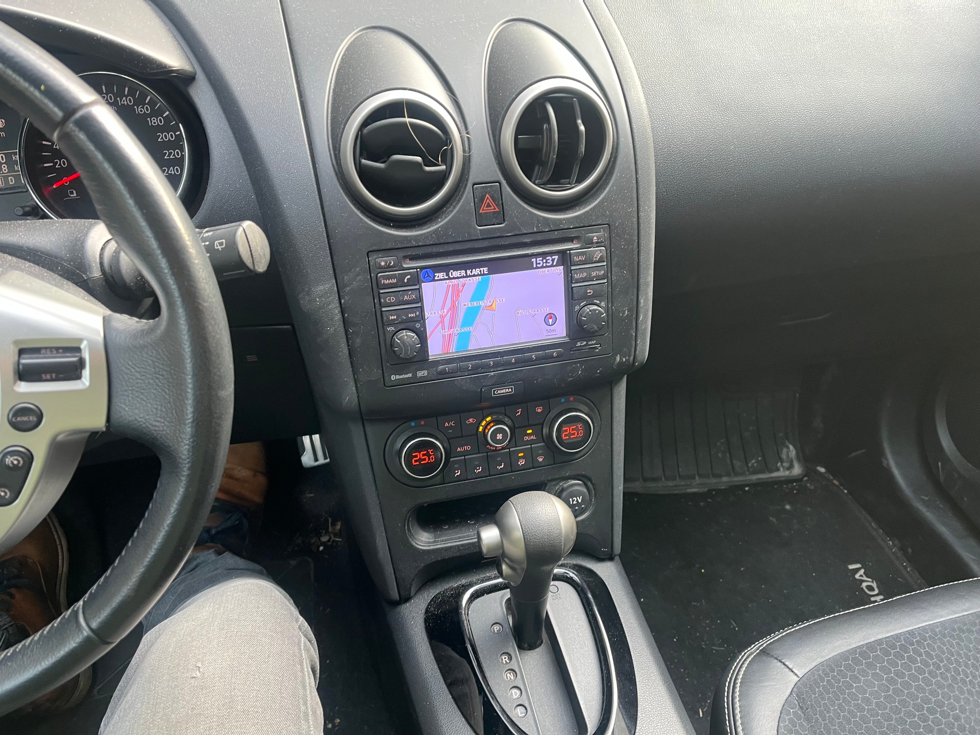 NISSAN Qashqai 1.6-image-7